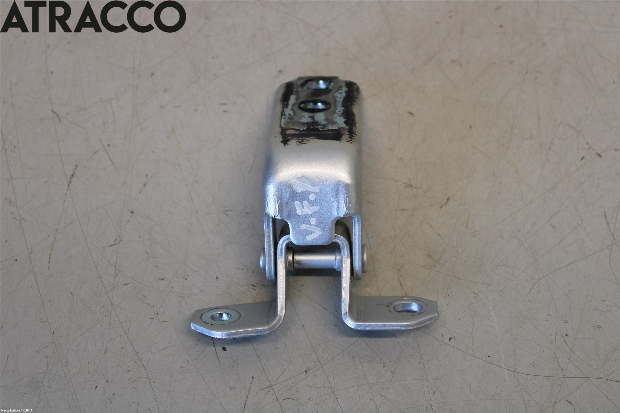 Suzuki SX4 S-CROSS 14-21 Dørhengsel