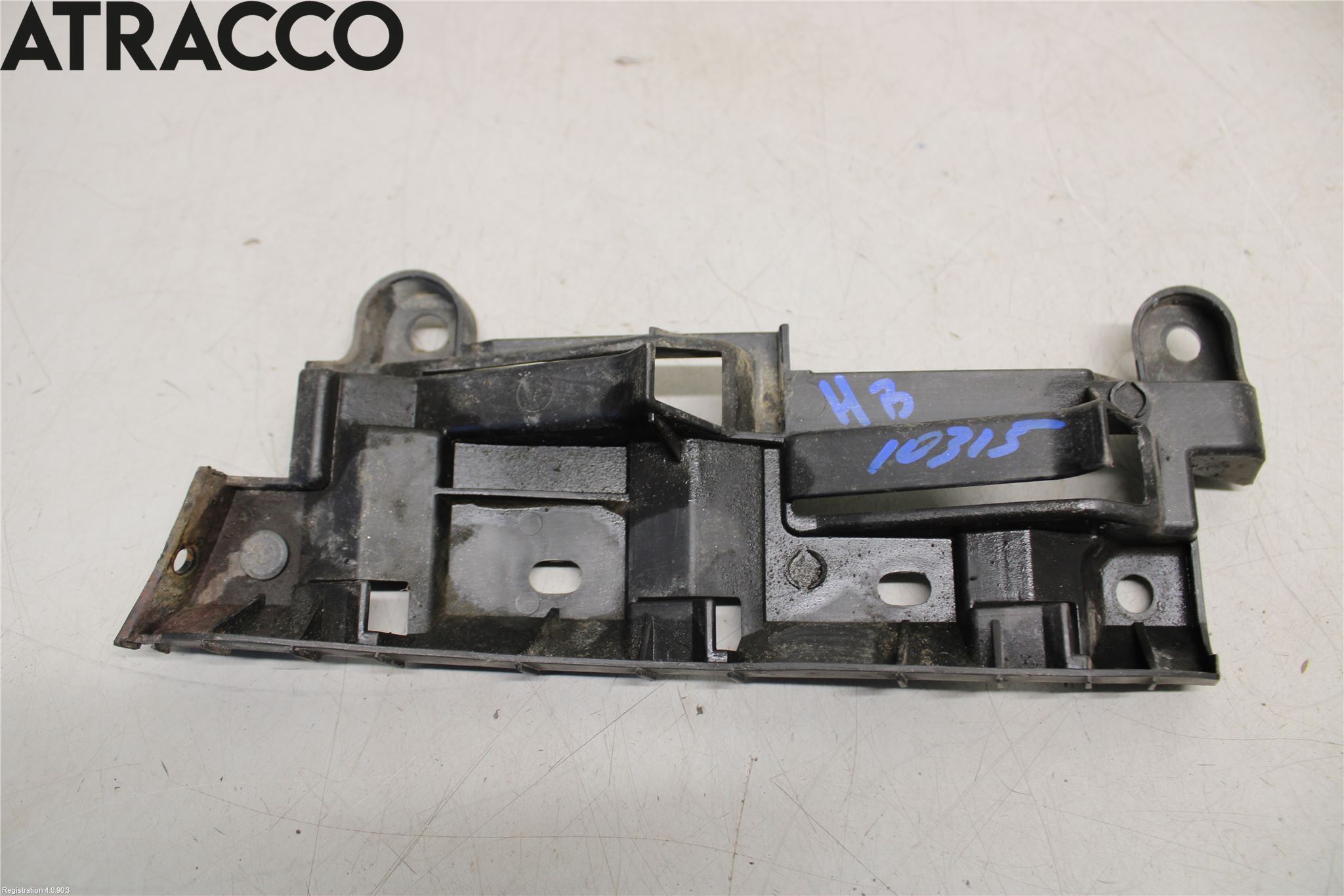 Volkswagen VW CADDY      04-10 Støtfangerfeste Bak Høyre