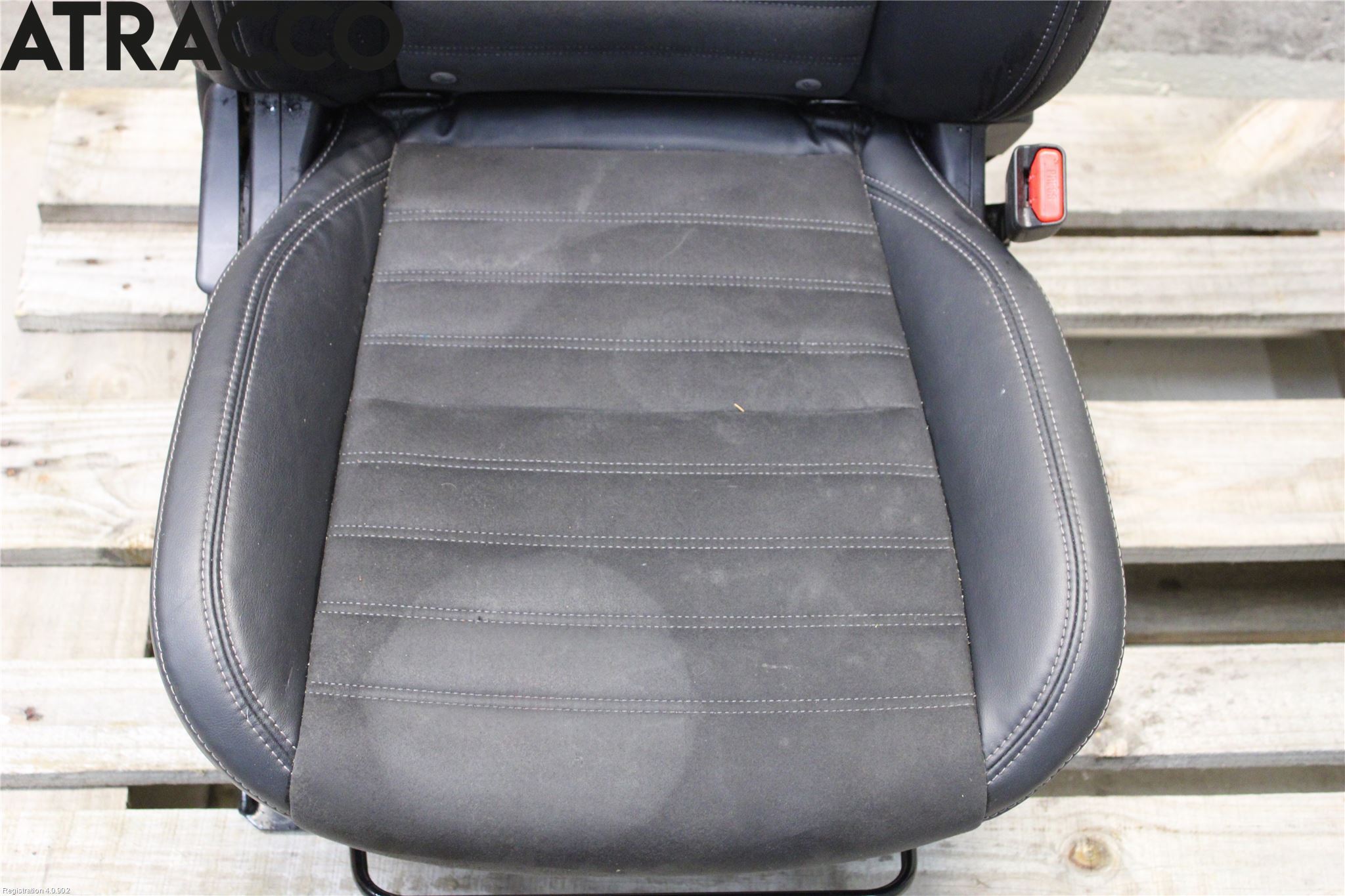 Mitsubishi OUTLANDER 13-21 Innr Sete Foran Høyre