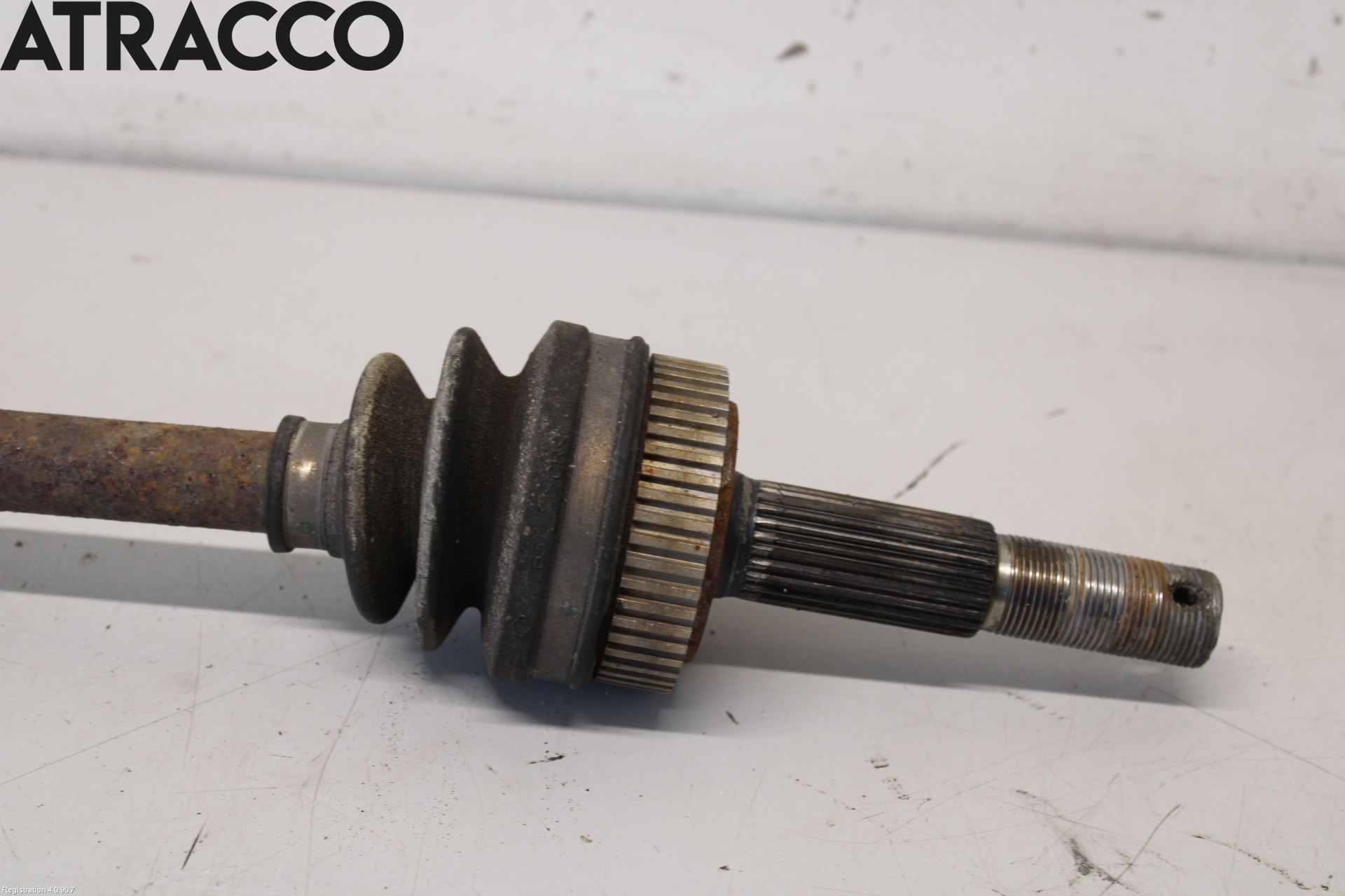 Nissan QASHQAI+2  10-14 Drivaksel Bak Kompl  V = H