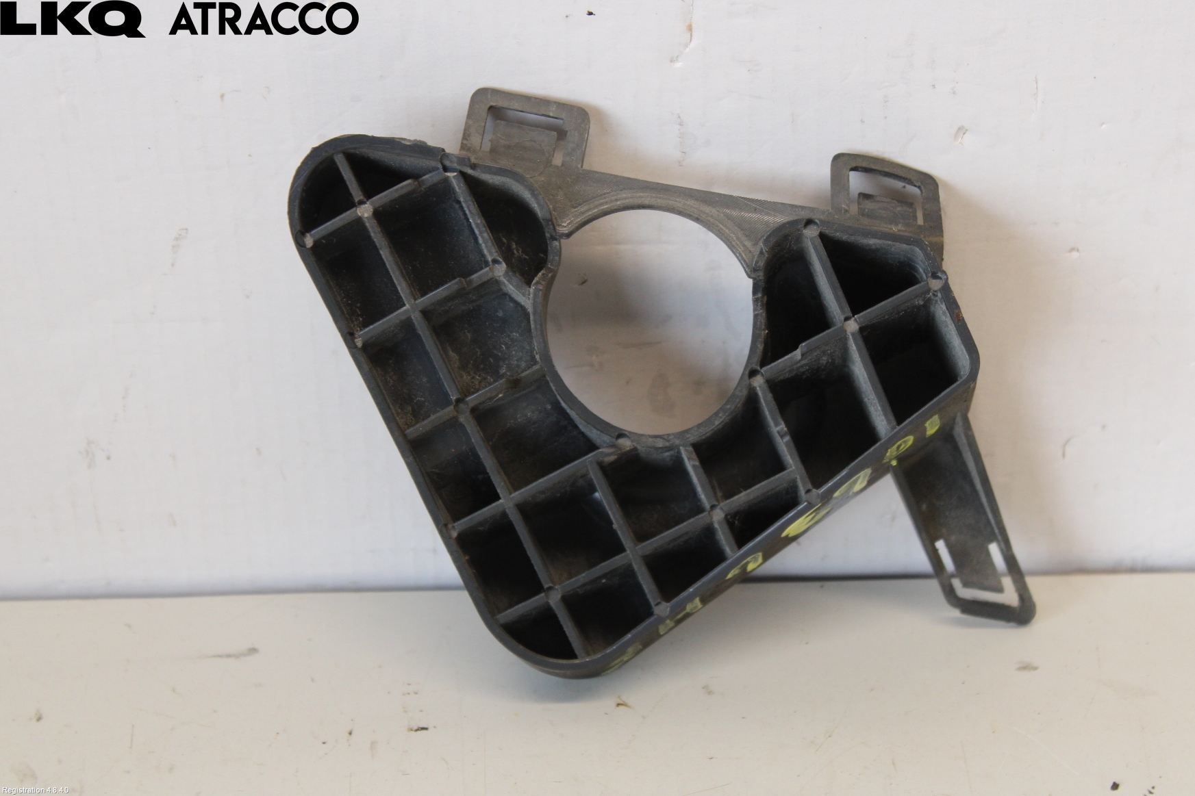 Ford KUGA 08-12 Støtfangerfeste Foran Høyre