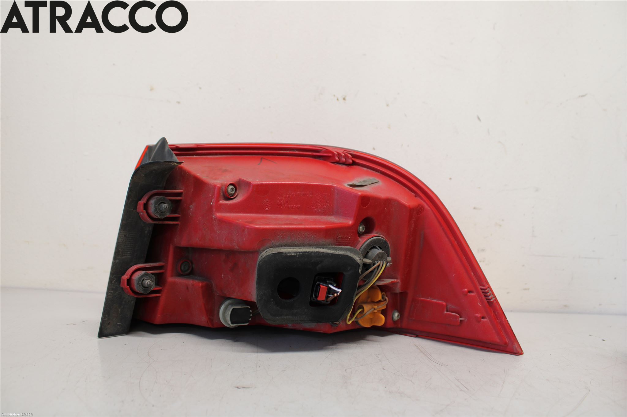 Volkswagen VW PASSAT 11-14 Baklykt Venstre