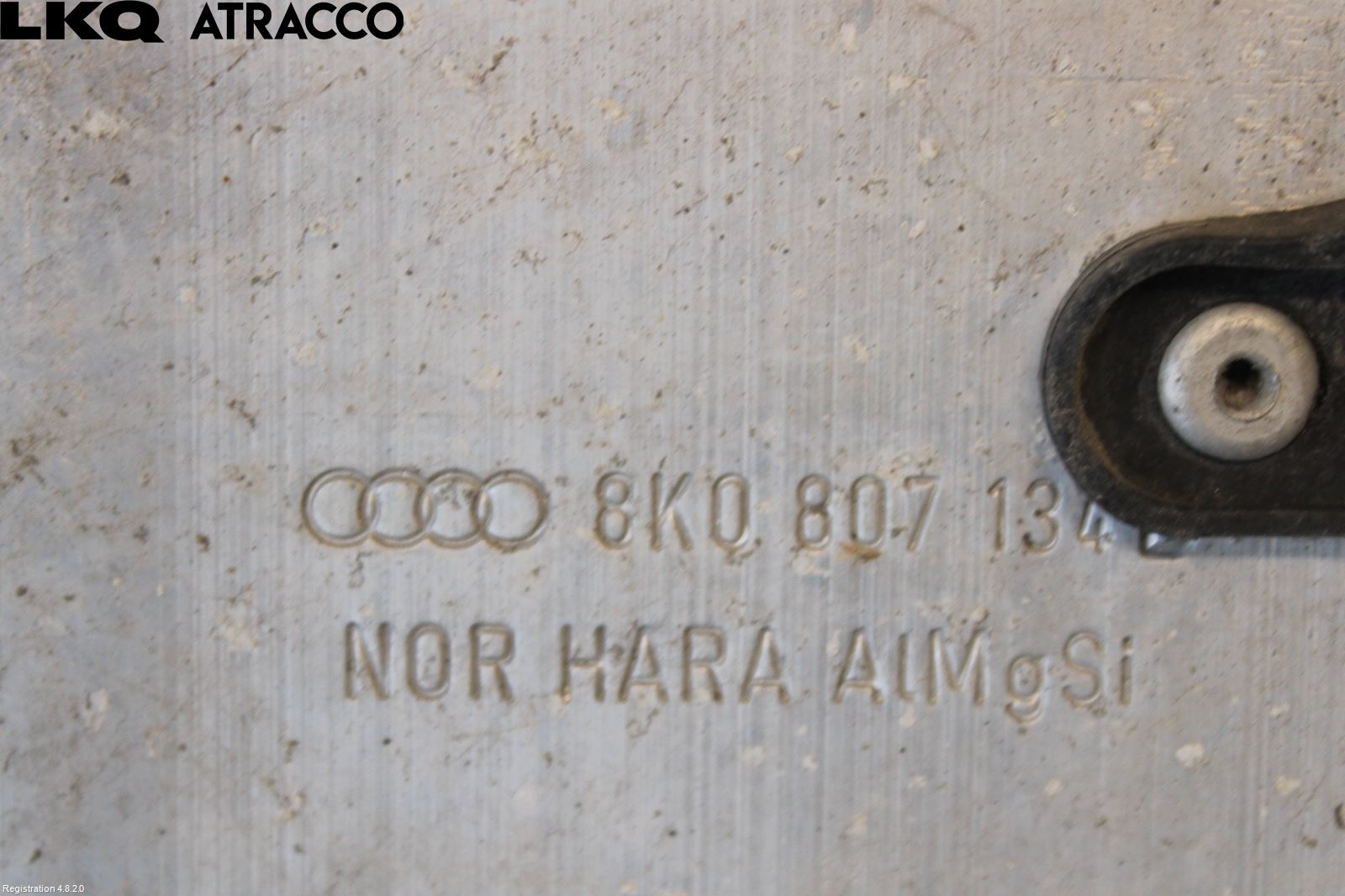 Audi A4 ALLROAD 09-16 Støtfanger Foran Feste