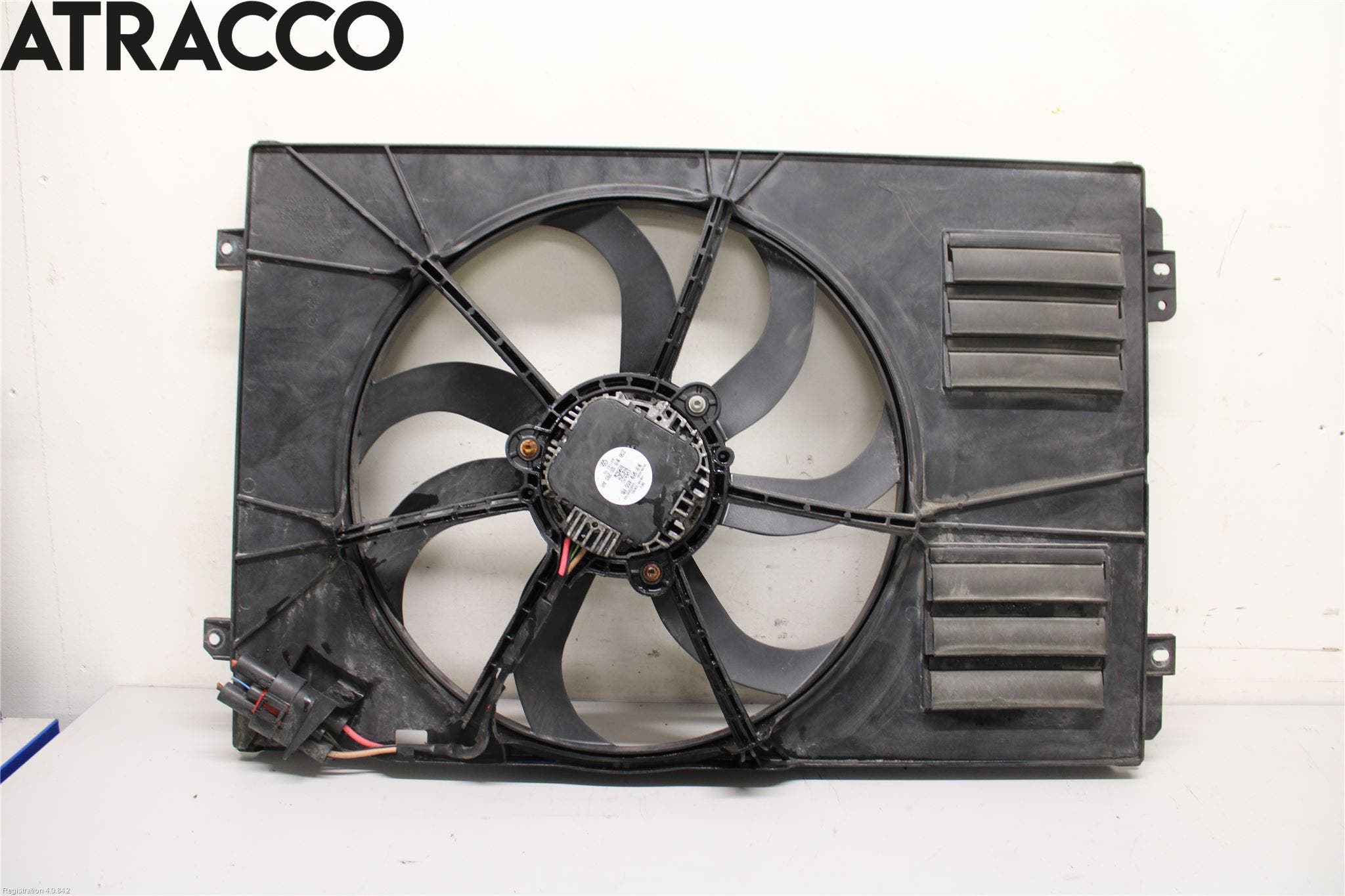 Volkswagen VW GOLF VI 09-13 Kjølevifte Elektrisk