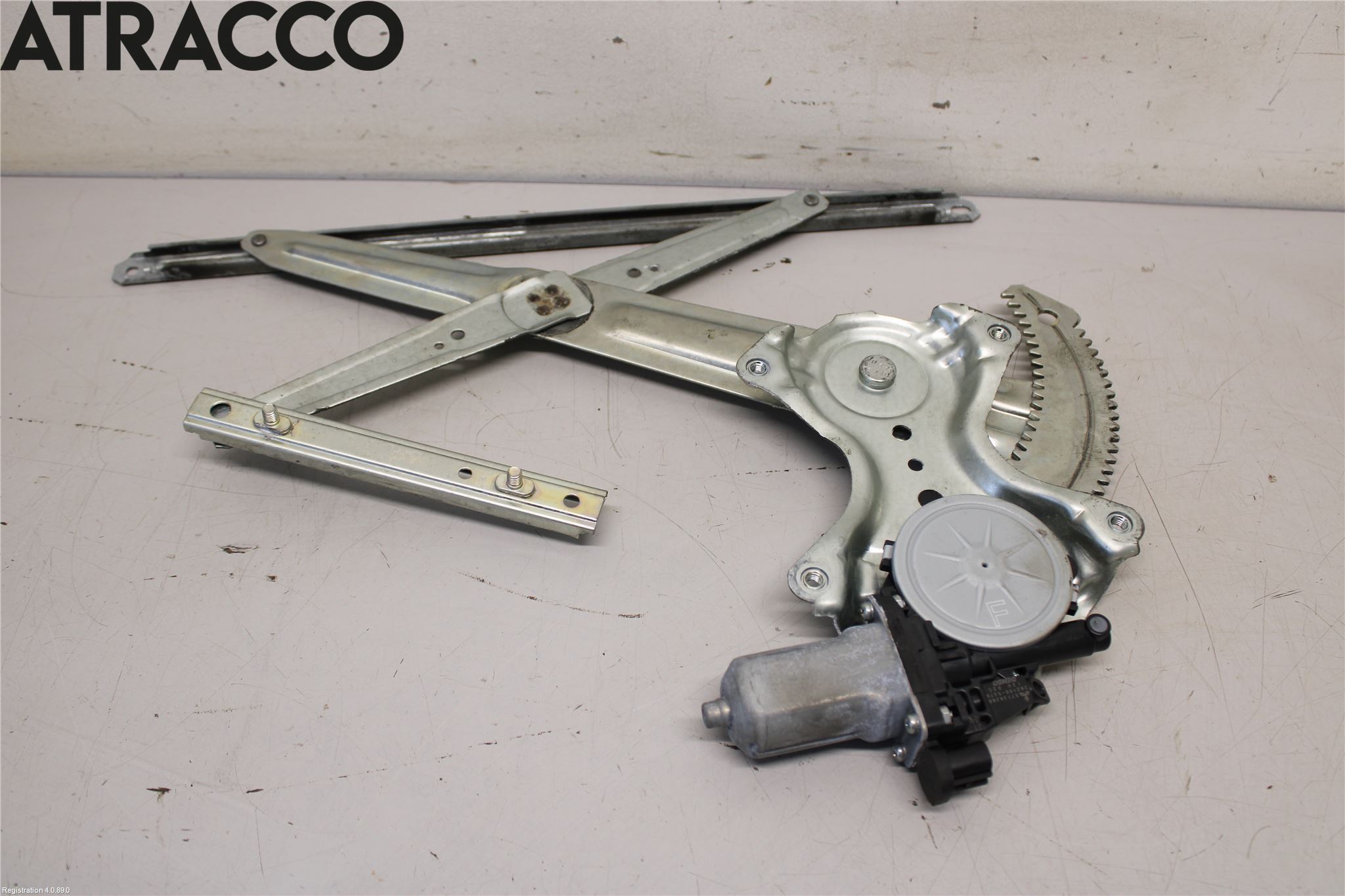 Mitsubishi OUTLANDER 13-21 Vindusheis El Komp