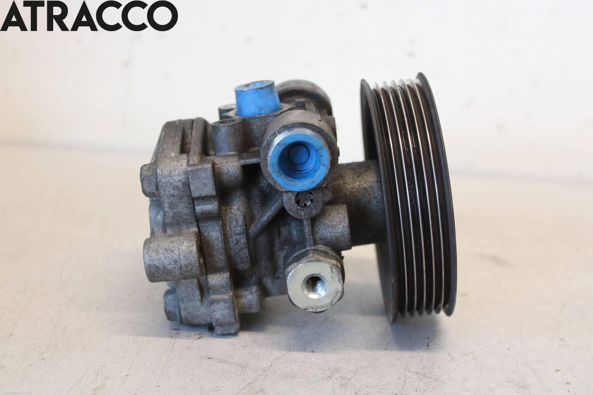 Mitsubishi GRANDIS Servo Pumpe