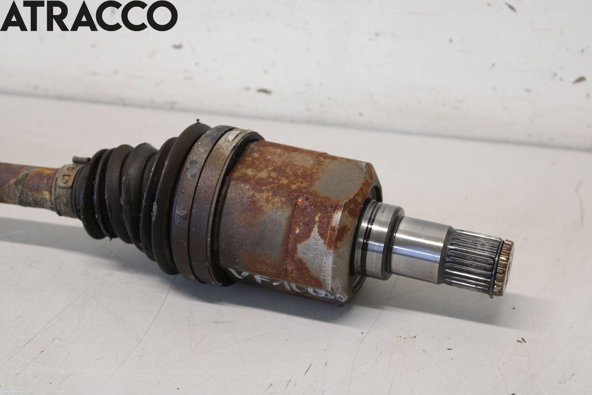 Kia XCEED 19- Drivaksel Foran Kompl Venstre