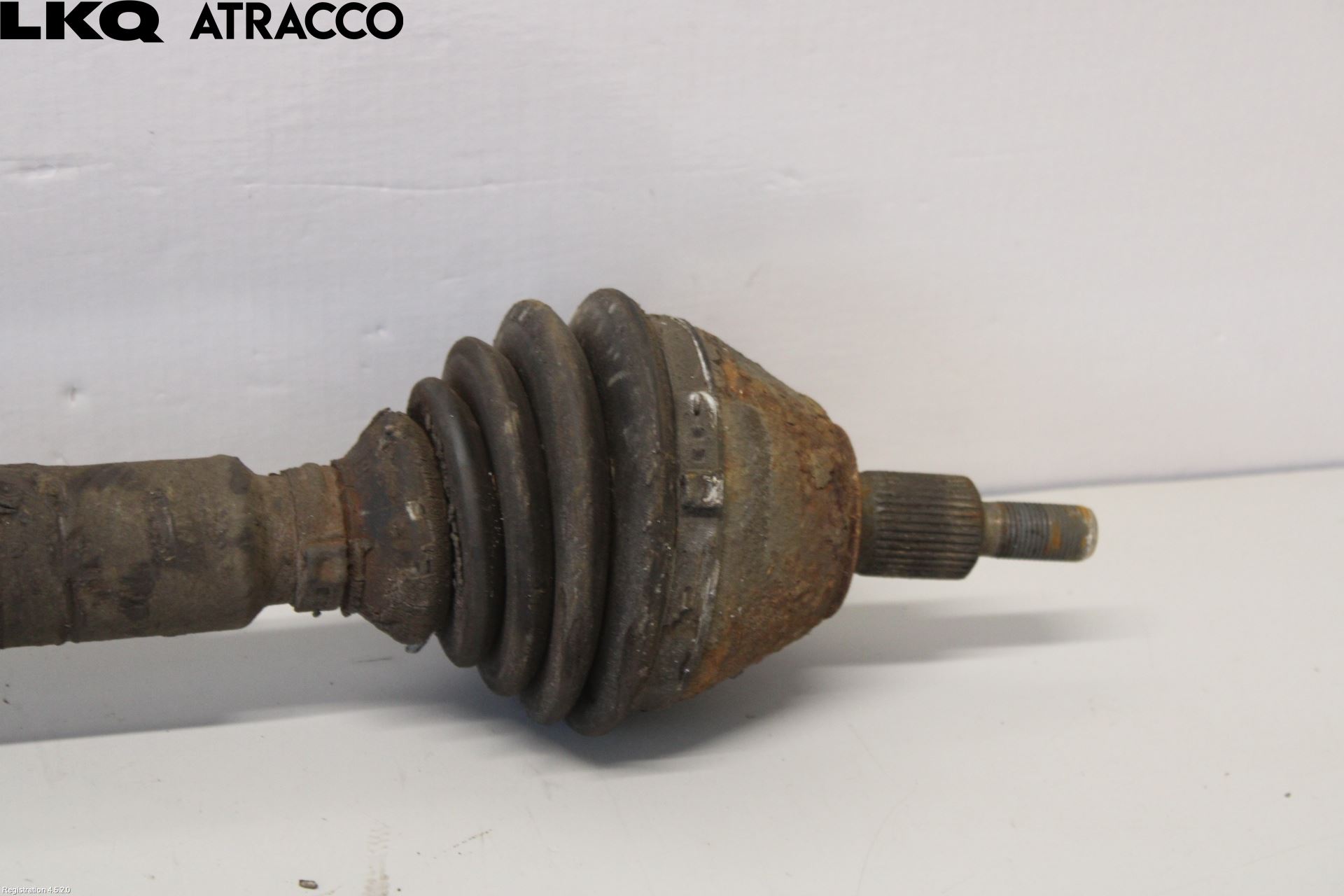 Volkswagen VW POLO 10-17 Drivaksel Foran Kompl Høyre