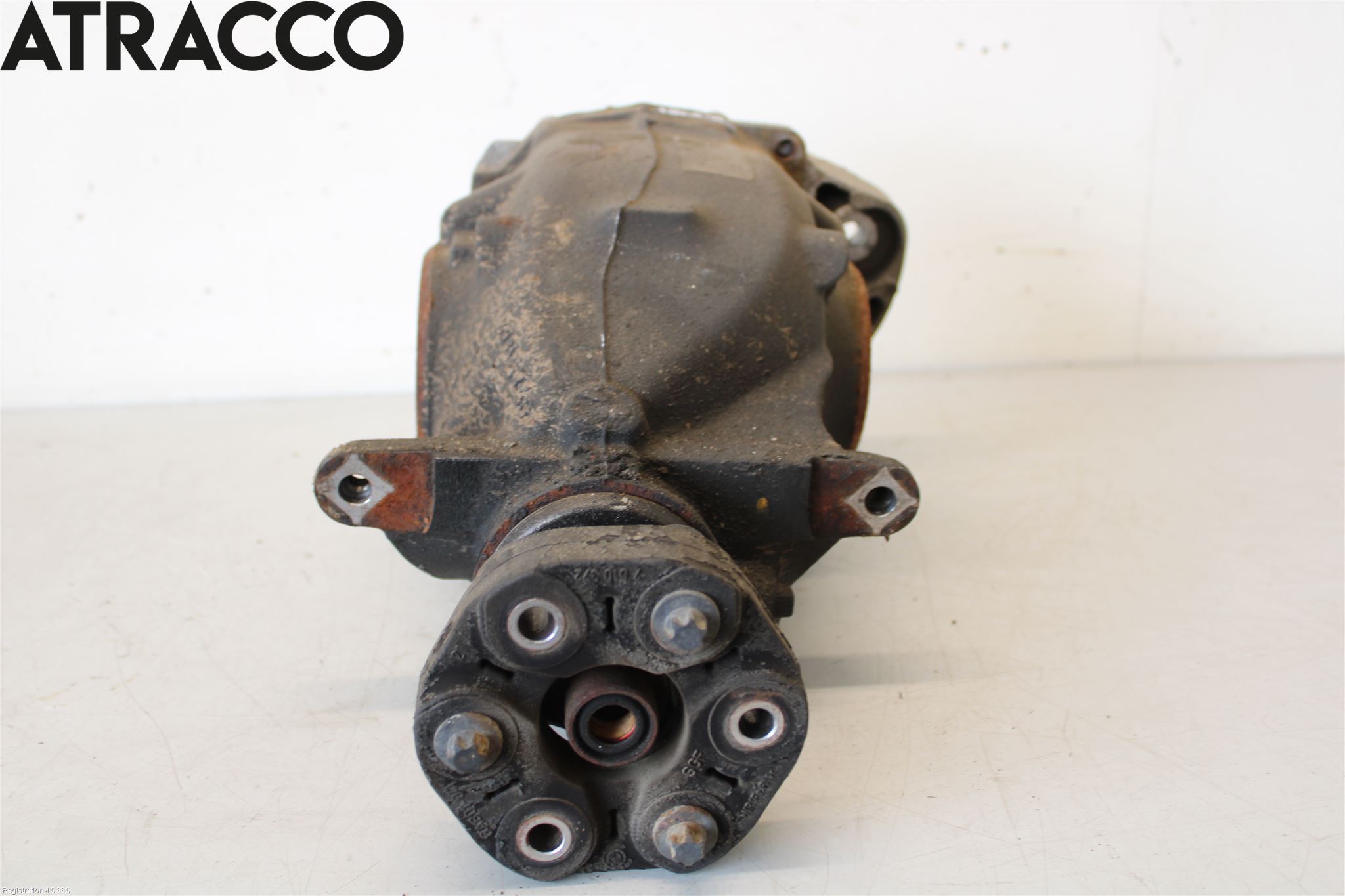 BMW 3 F30/F31/F80 12-19 Bakaksel Kardang Bak -Diff