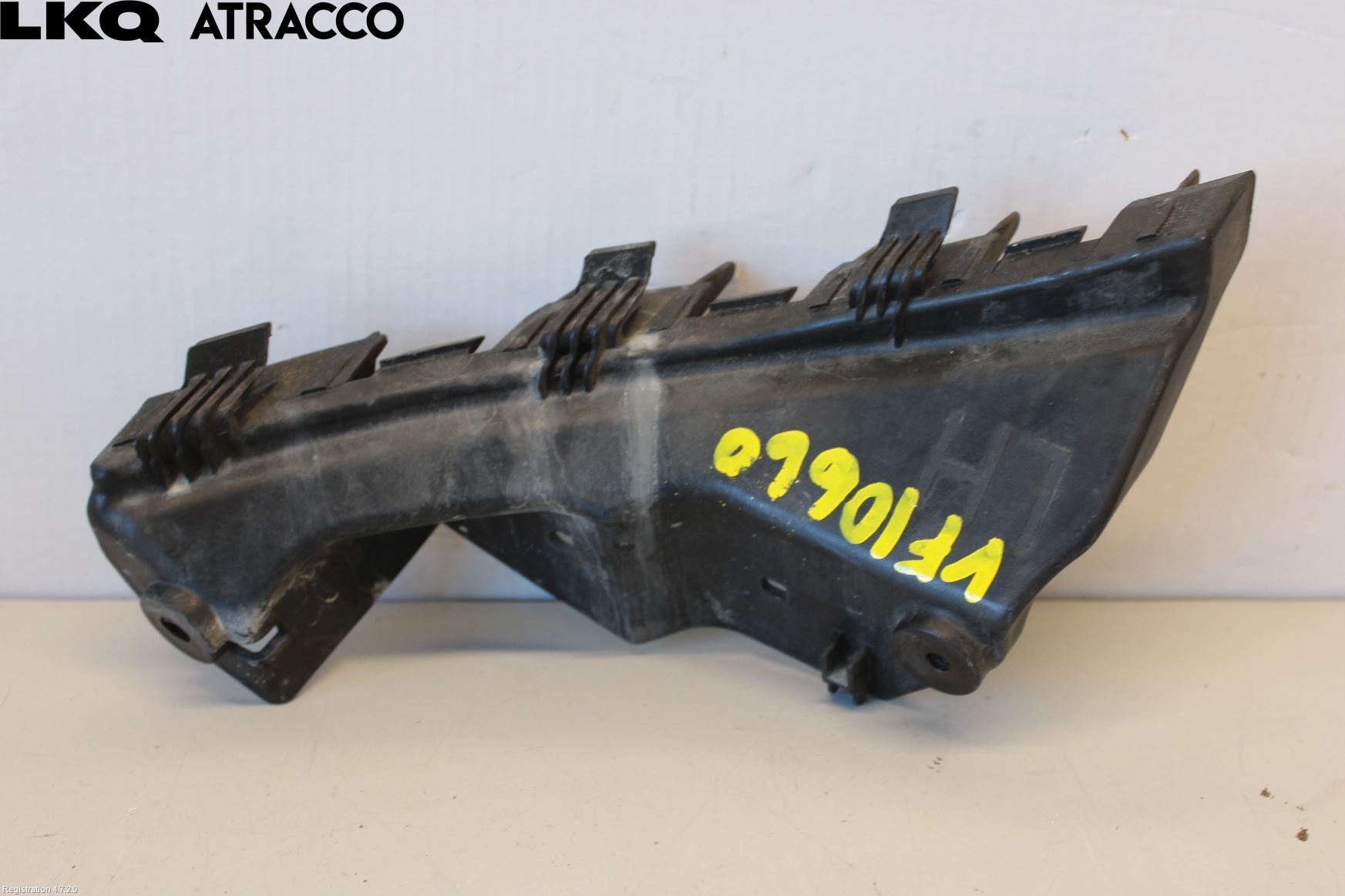 Kia SOUL 09- Støtfangerfeste Foran Venstre