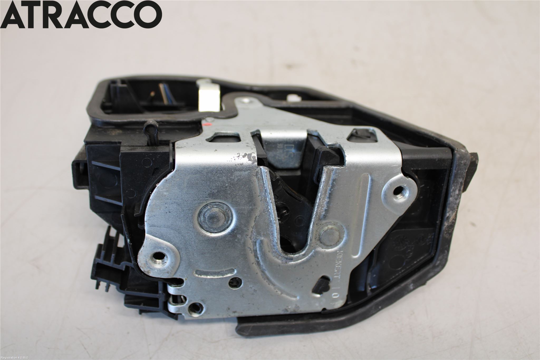 BMW 5 F10/F11/F18 09-17 Dørlås - Låsekasse