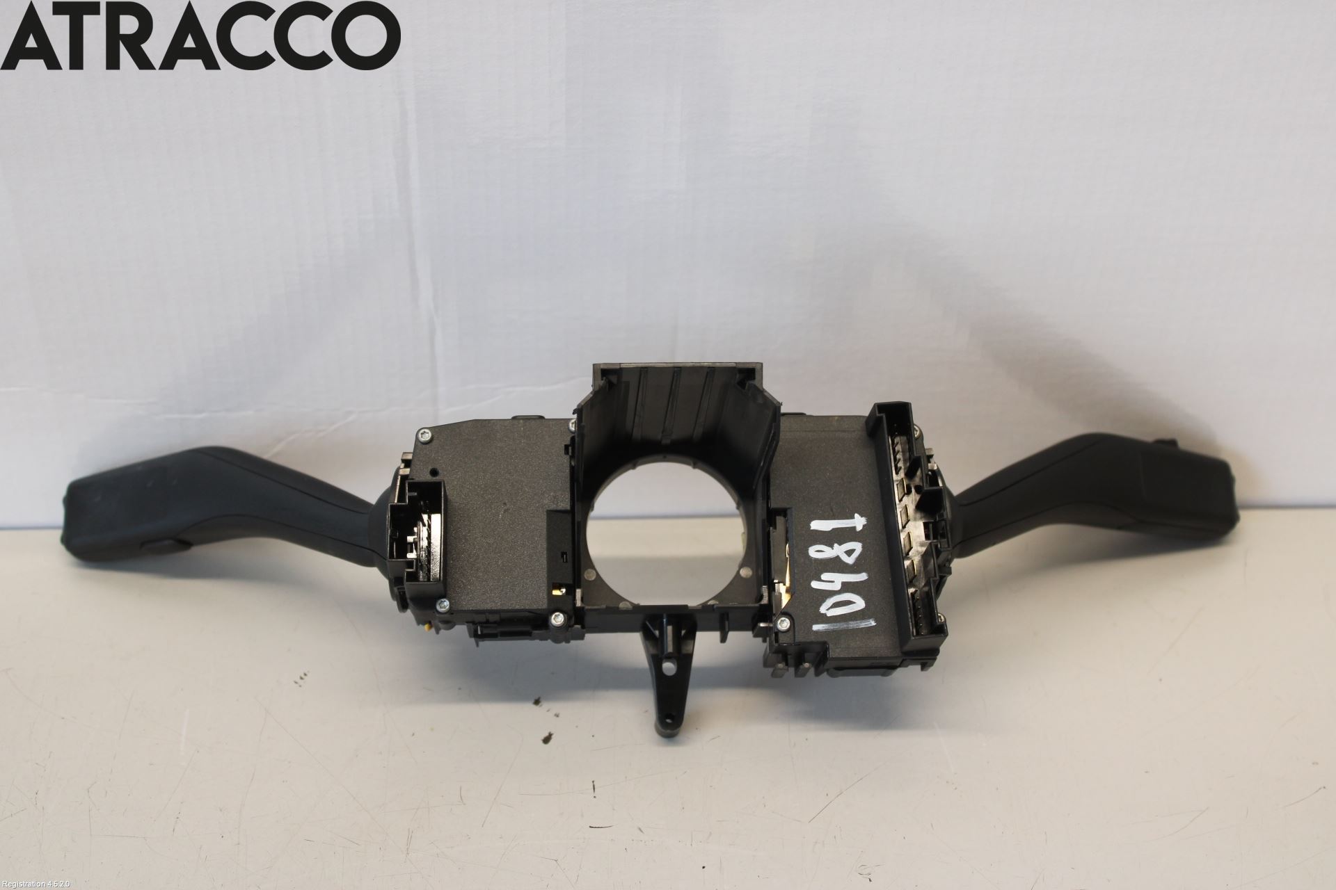 Volkswagen VW UP! / E-UP! Bryter Ratt Kombi H Og V