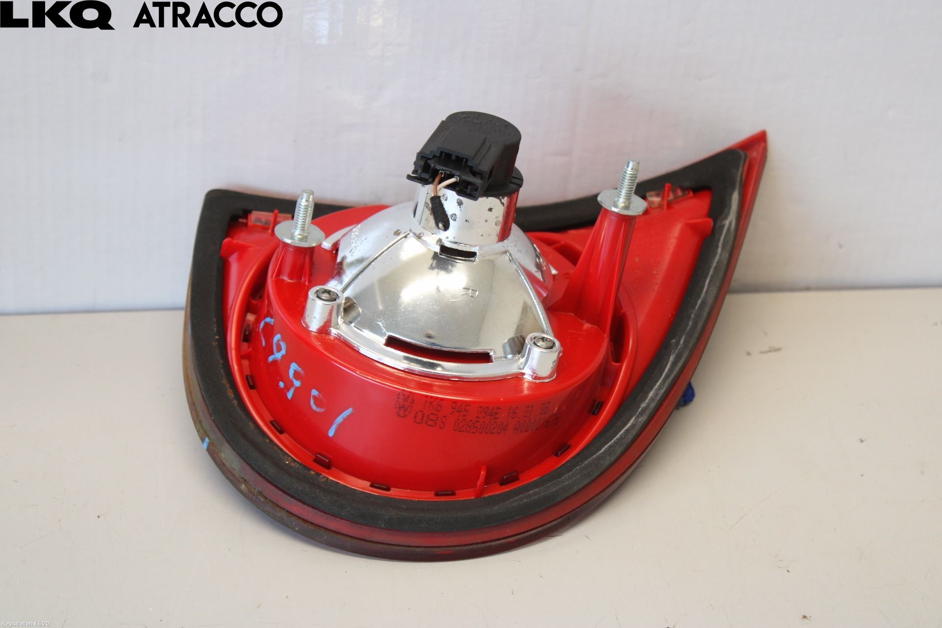 Volkswagen VW GOLF V 04-09 Baklykt Høyre  På Luke(Indre)