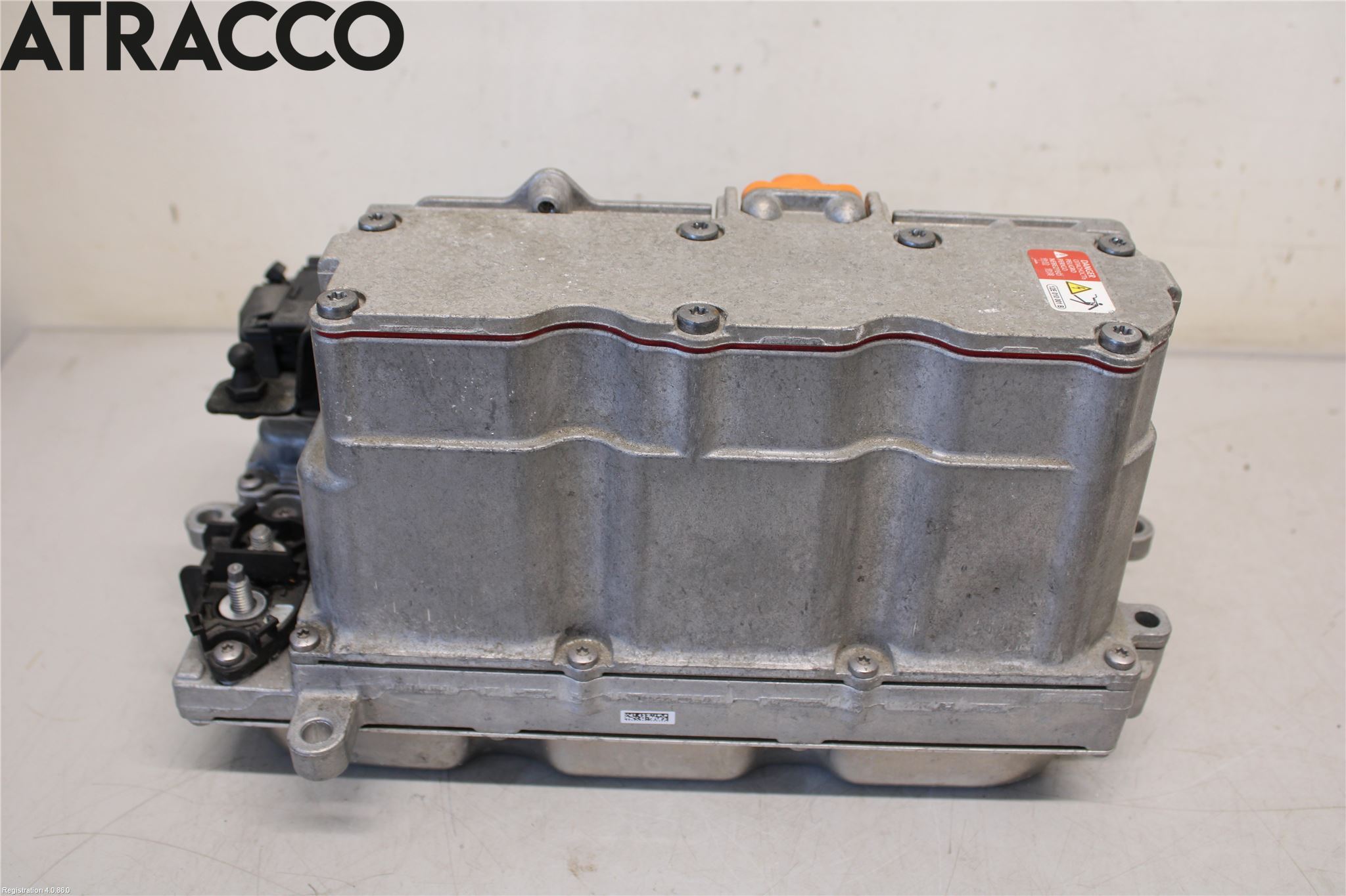 Volkswagen VW GOLF / E-GOLF VII 13-20 Inverter 12-)220V