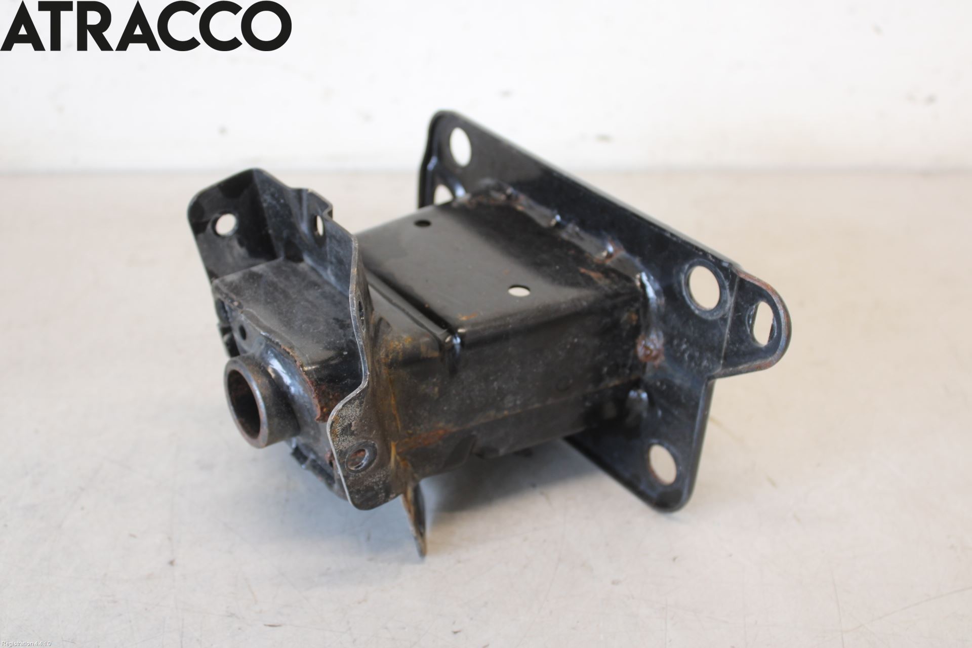 Hyundai IONIQ AE 17-22 Støtfanger Foran Feste