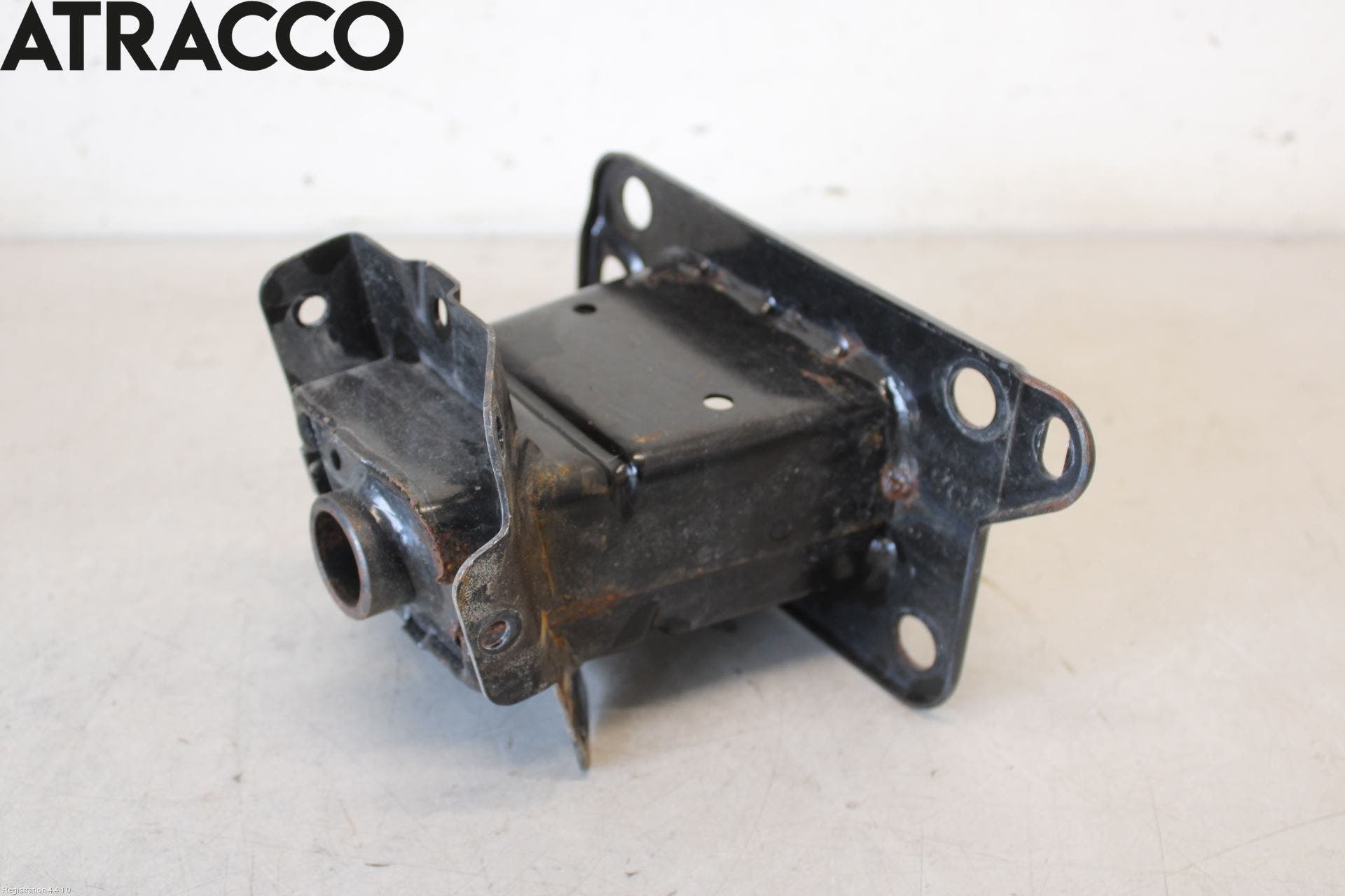 Hyundai IONIQ AE 17-22 Støtfanger Foran Feste