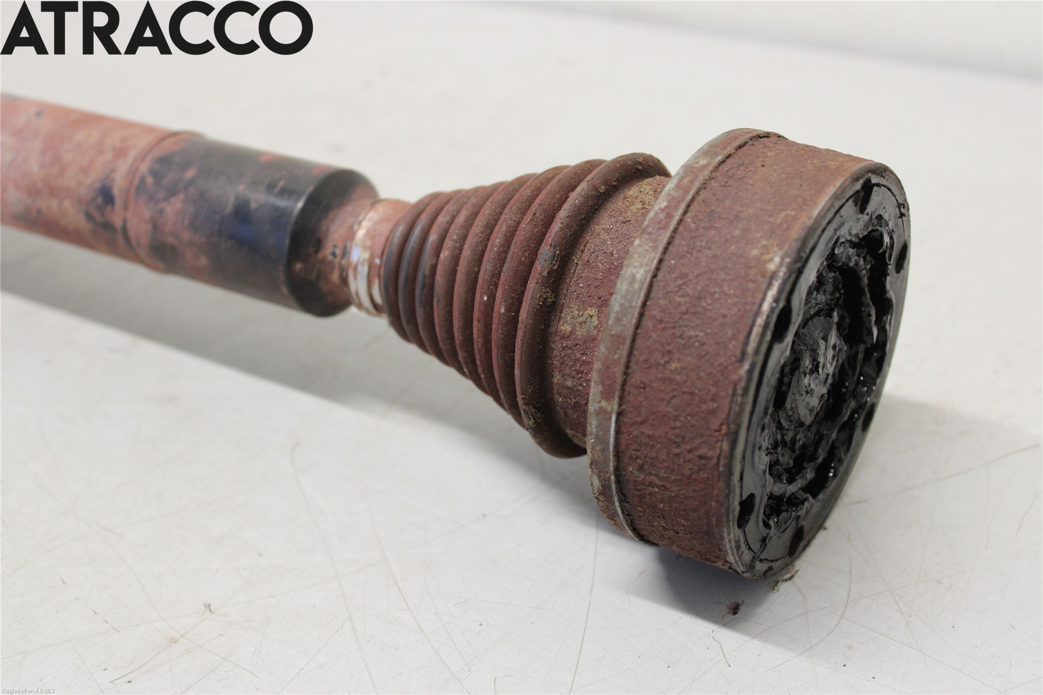 Volkswagen VW CADDY      04-10 Drivaksel Foran Kompl Høyre