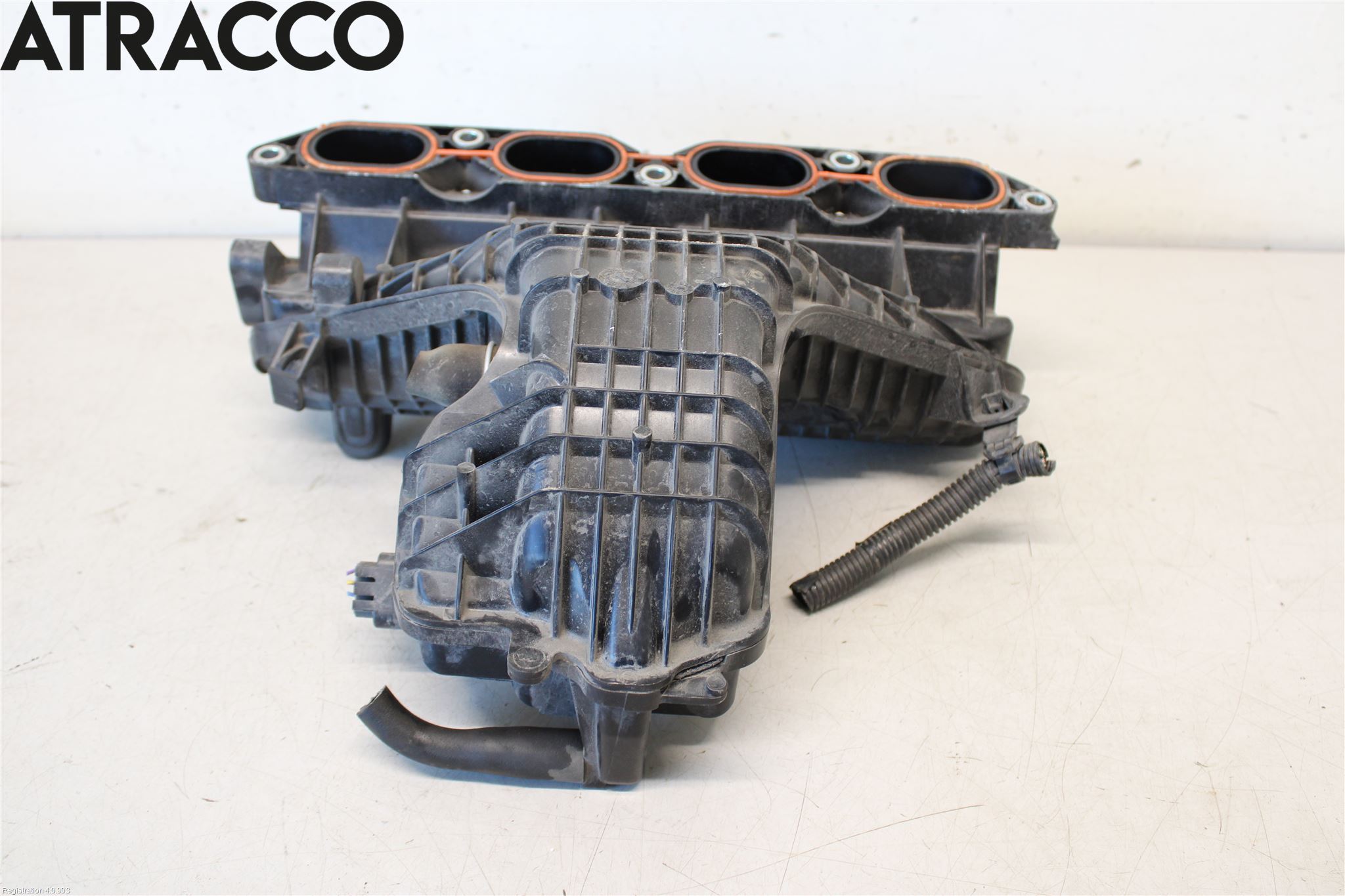 Toyota AURIS 13-19 Innsugningsmanifold