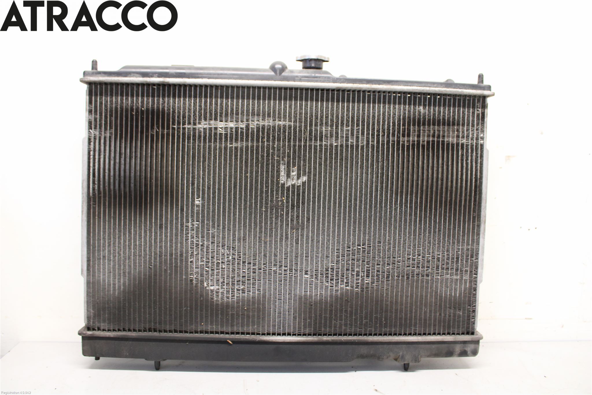 Mitsubishi OUTLANDER 01-07 Radiator Manuell