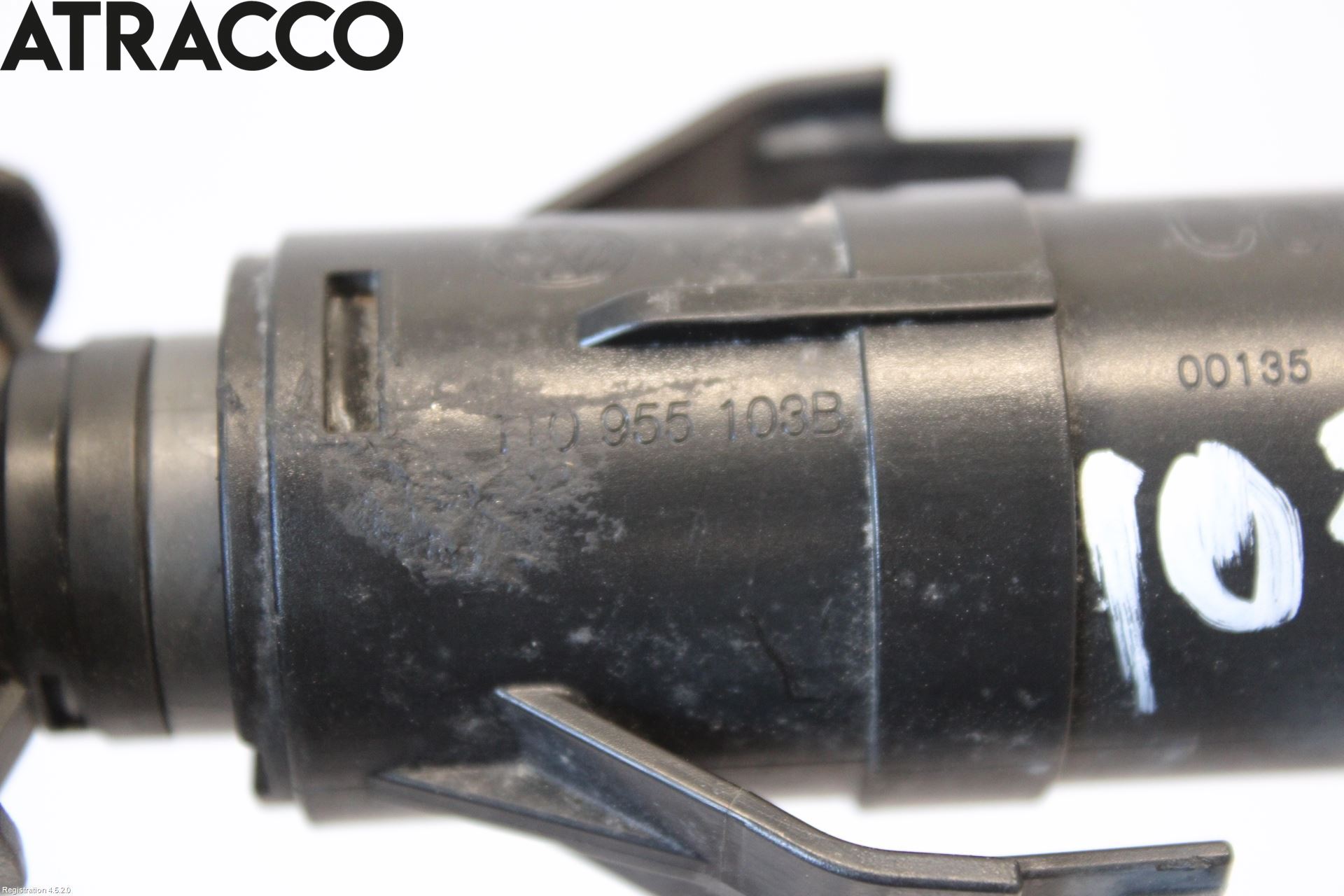 Volkswagen VW TOURAN 10-15 Spylerdyse Frontlykter