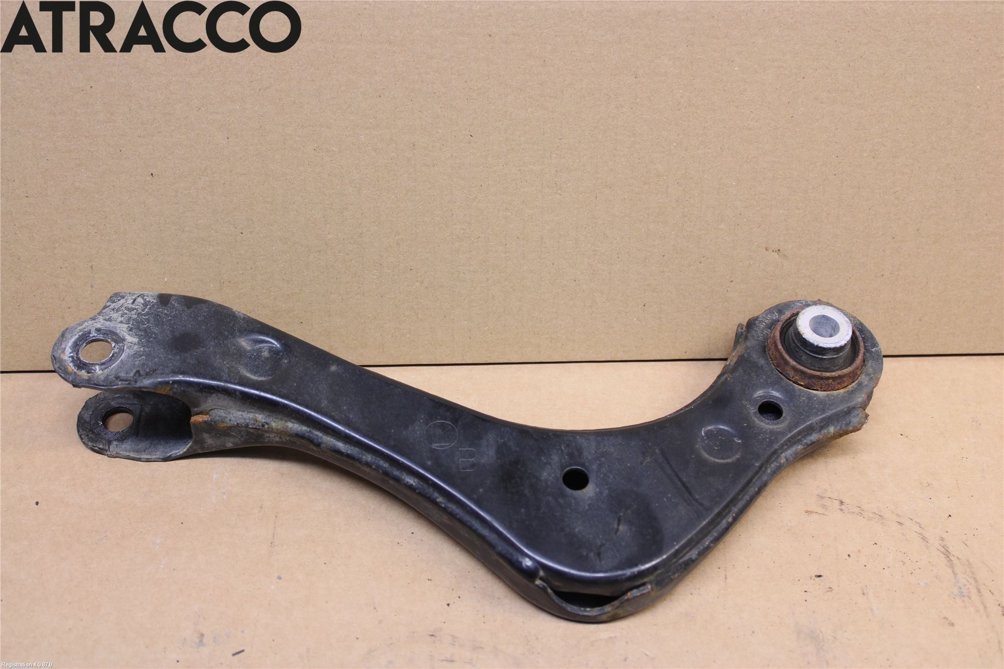 Toyota RAV4 19- Bærearm Bak Venstre Øvre