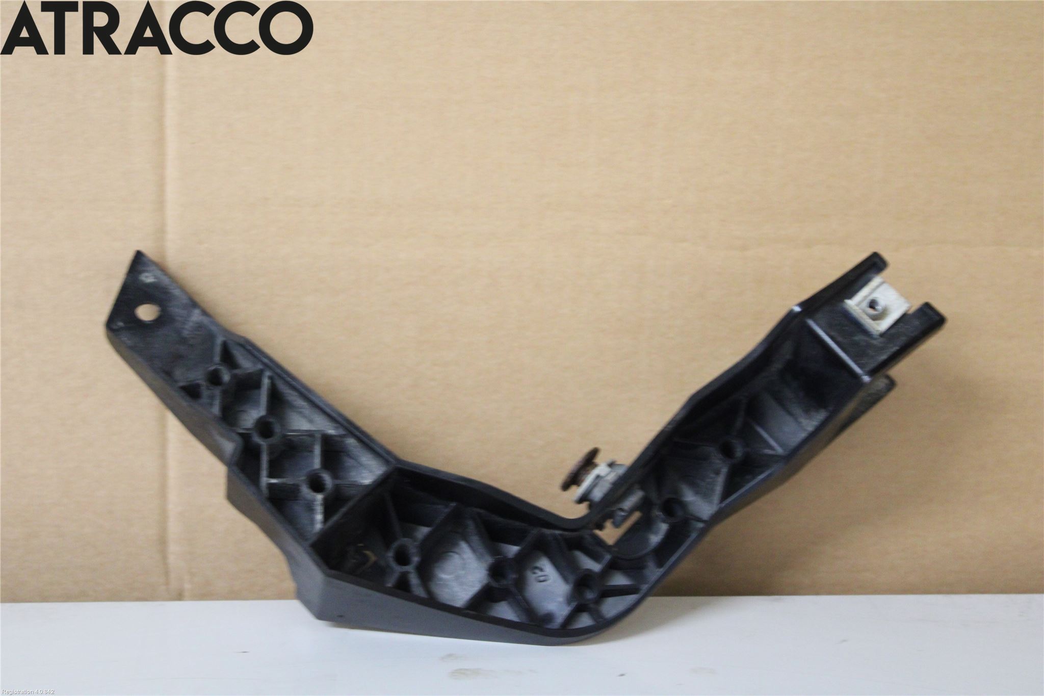 BMW i3 I01 13-22 Frontlykt Holder-Feste