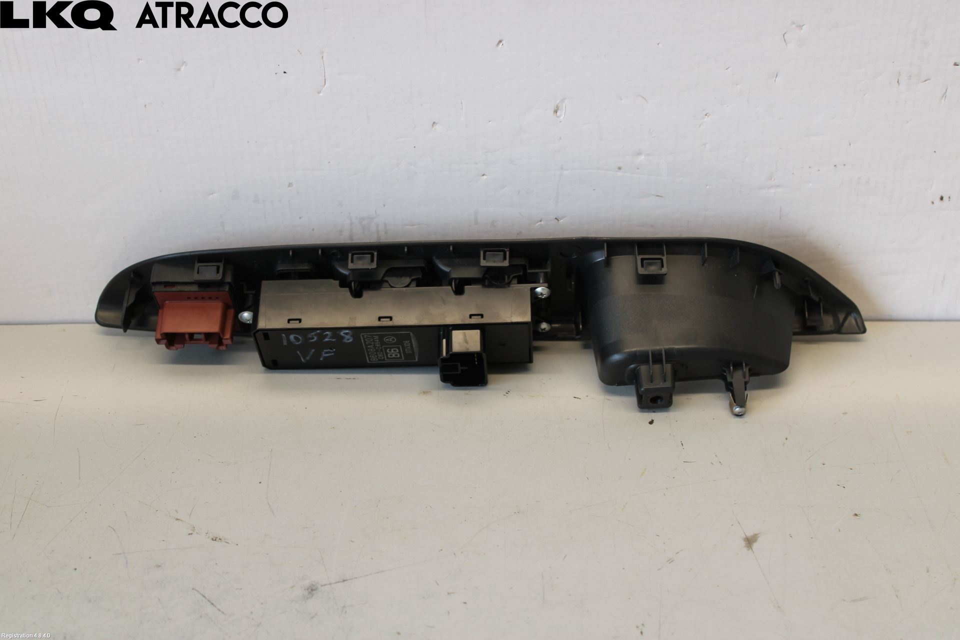 Mitsubishi ASX 10-22 Bryter Vindusheis