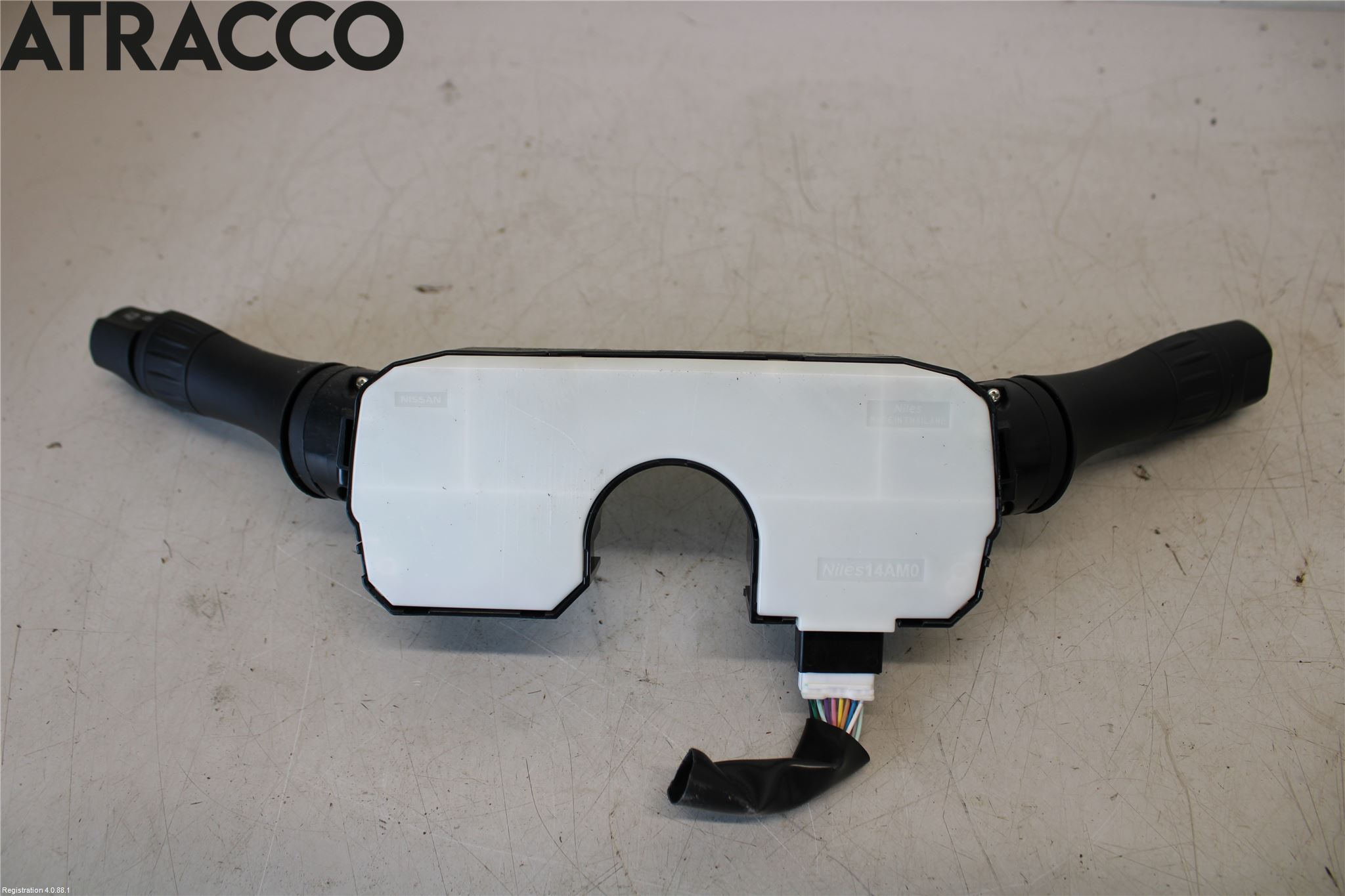 Nissan LEAF 11-17 Bryter Ratt Kombi H Og V