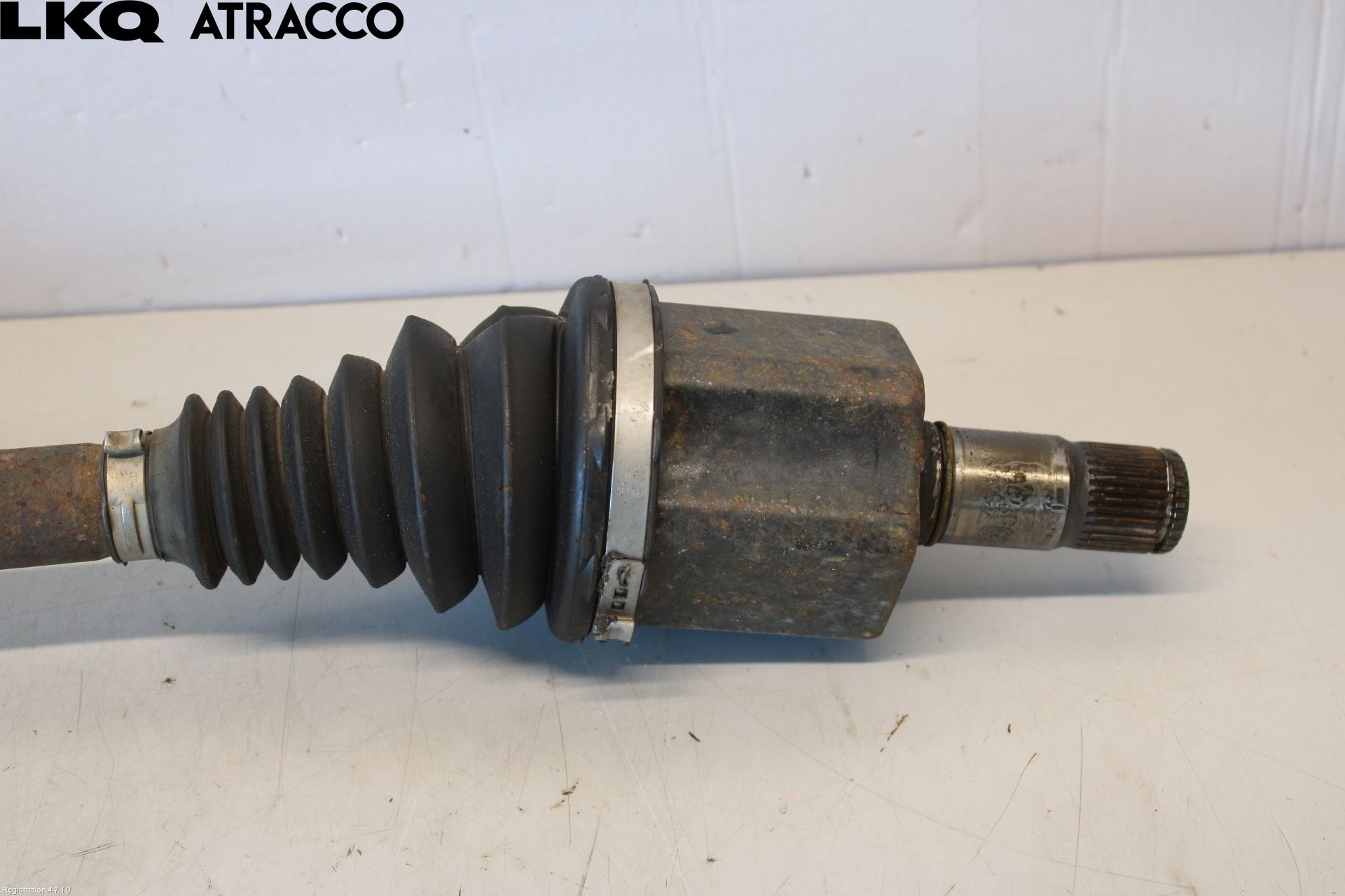 Ford KUGA 08-12 Drivaksel Foran Kompl Venstre