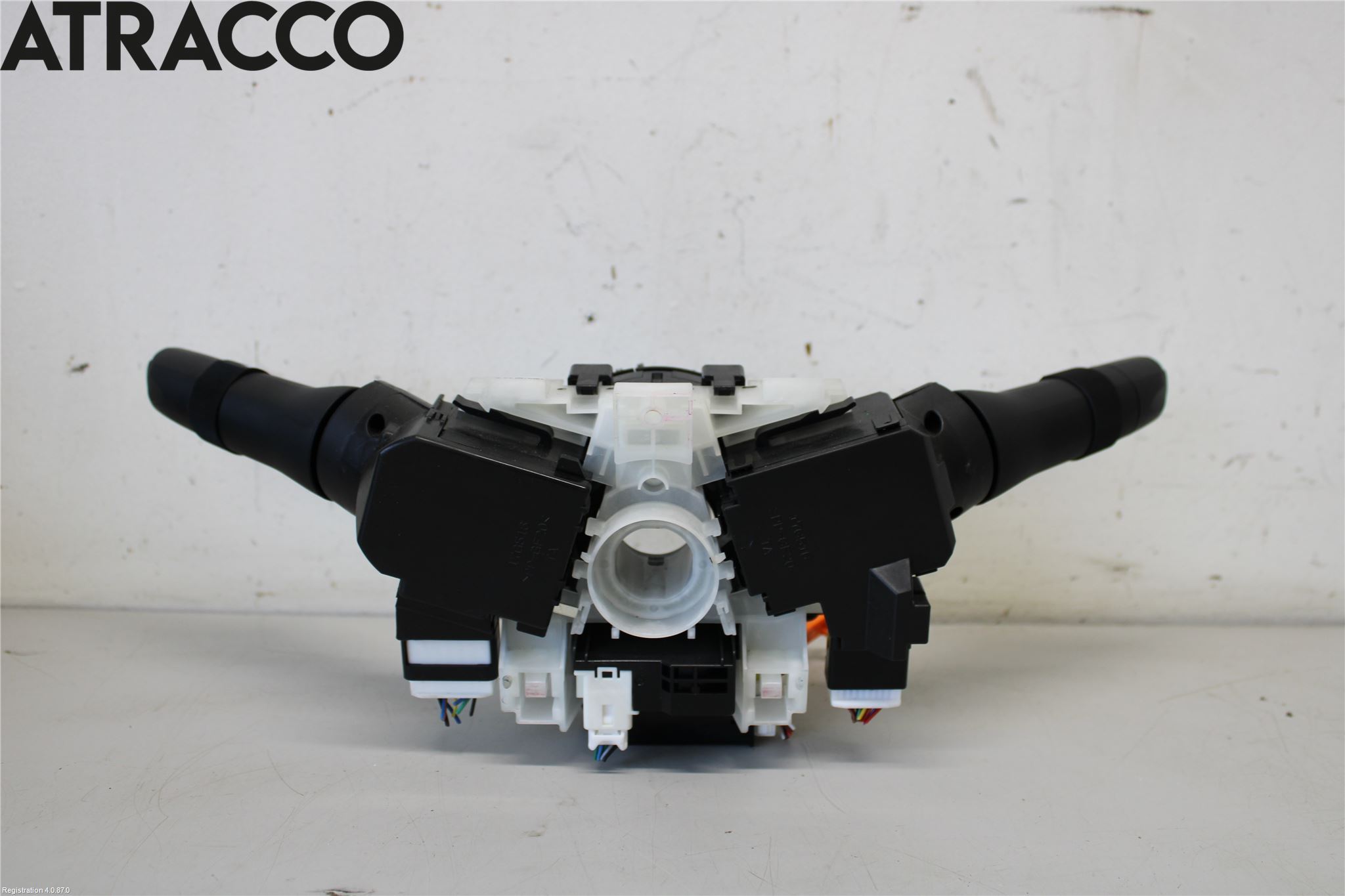 Isuzu D-MAX Bryter Ratt Kombi H Og V