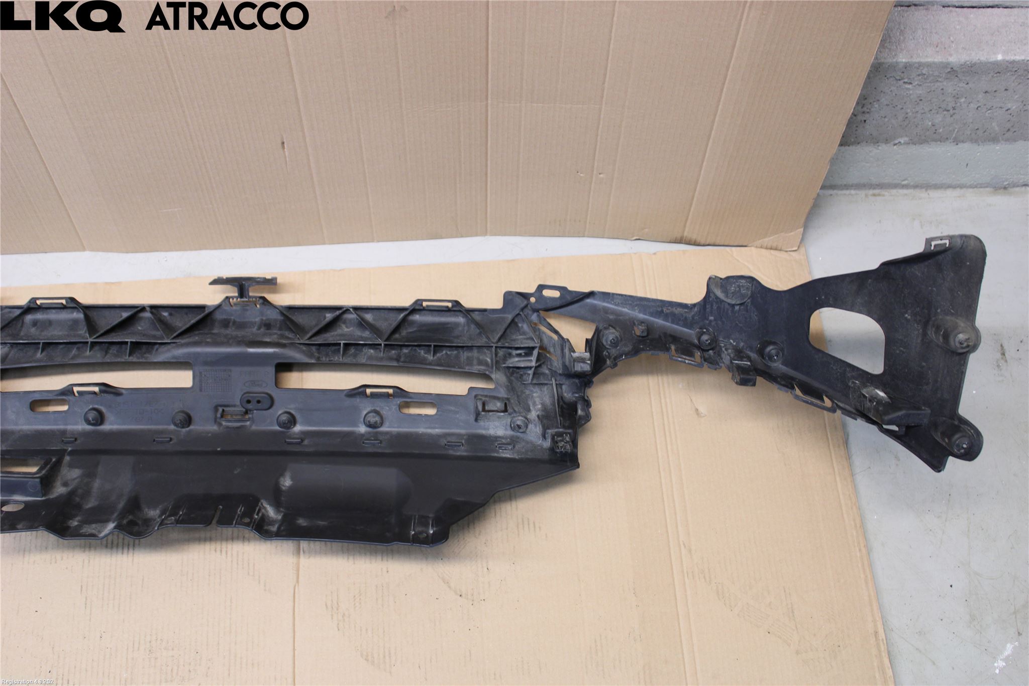 Ford FOCUS 11-14 Frontstykke-Boks