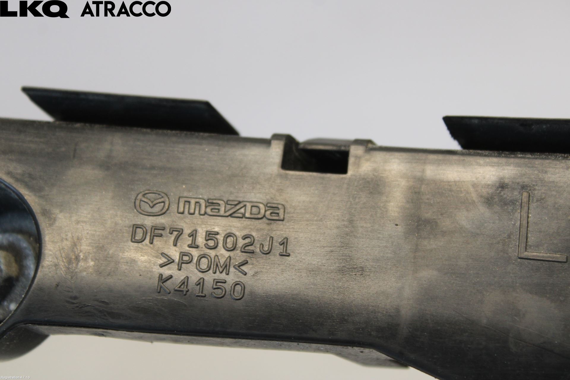 Mazda 2 (DE) 08-15 Støtfangerfeste Bak Venstre