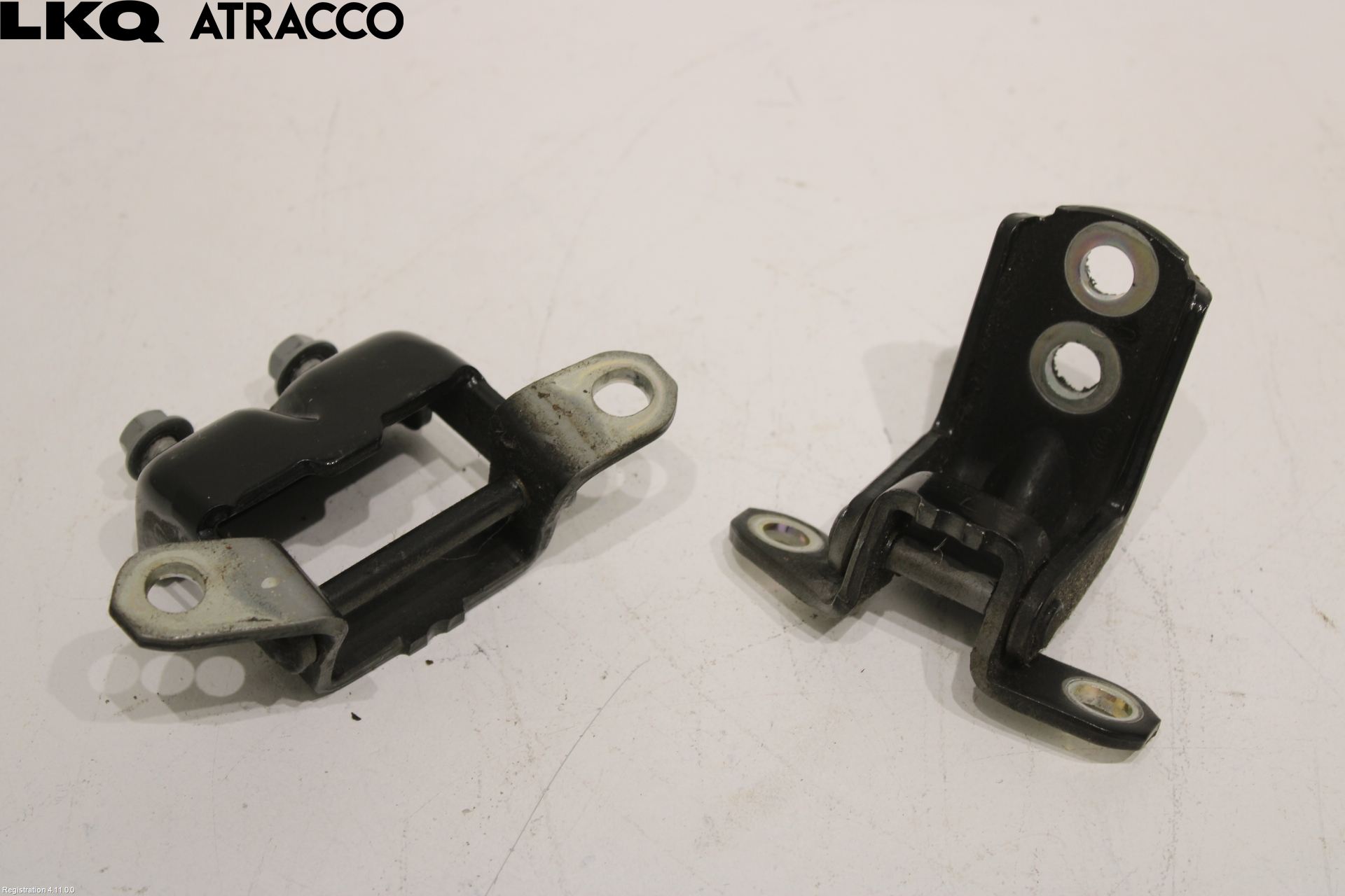 Nissan LEAF 18- Dørhengsel