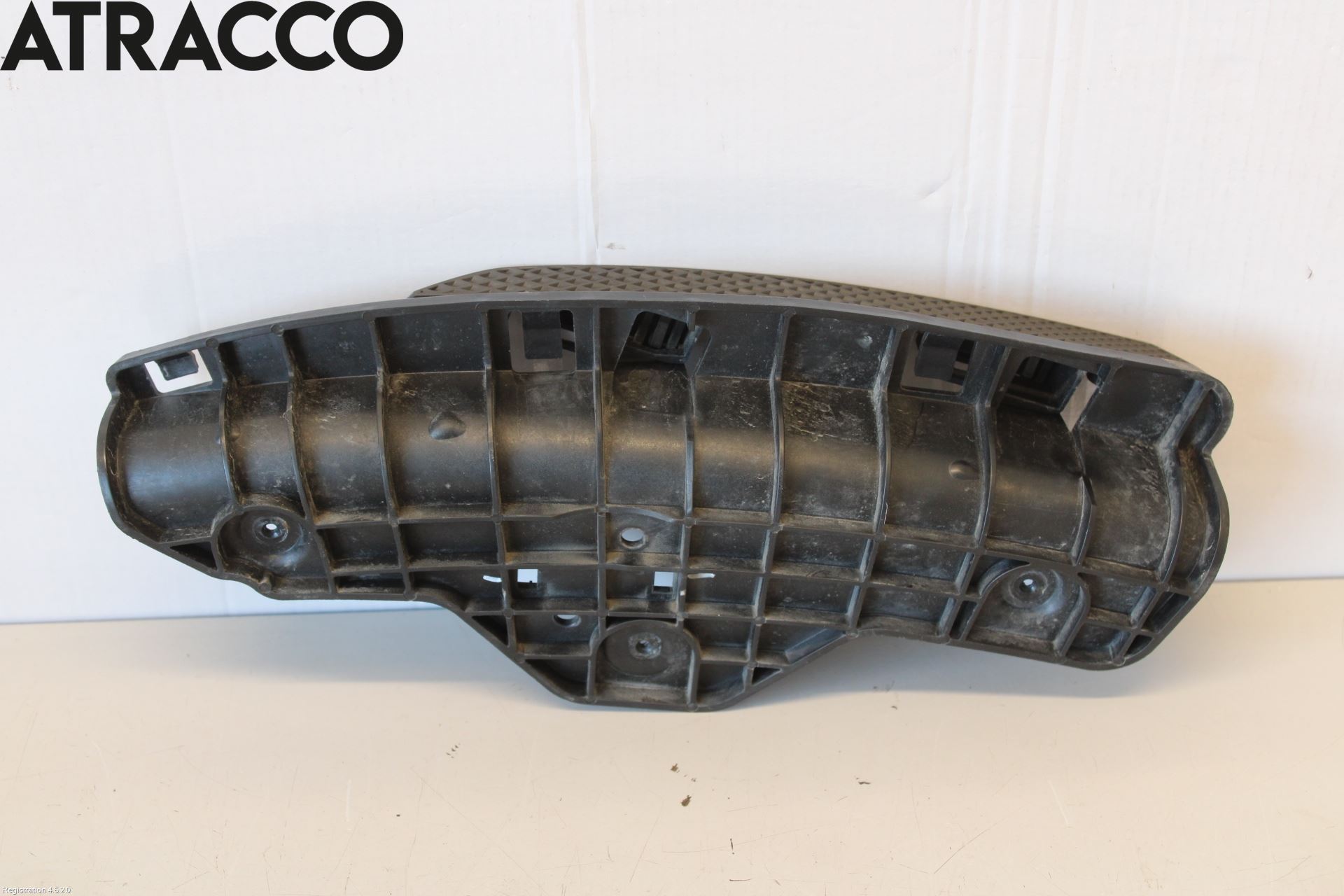 Ford KUGA 13-16 Støtfangerfeste Foran Høyre