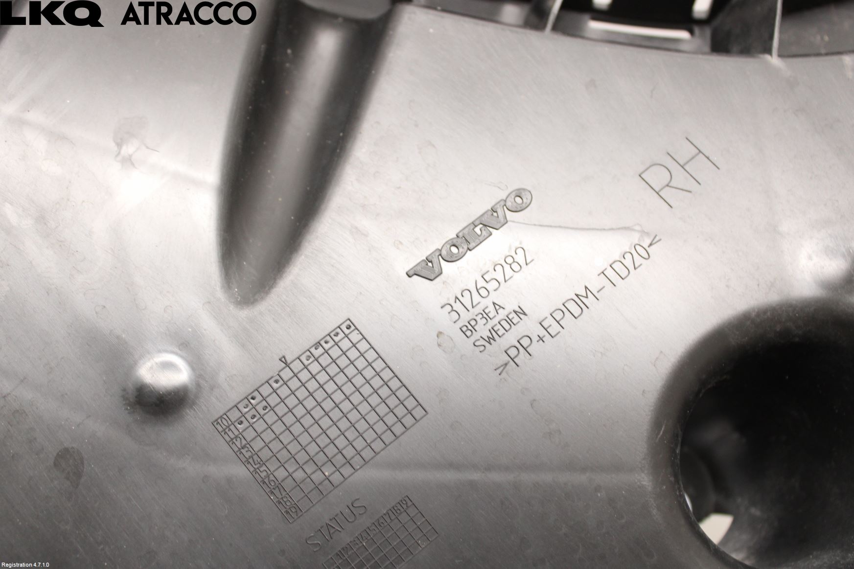 Volvo V60 11-13 Støtfangerfeste Bak Høyre