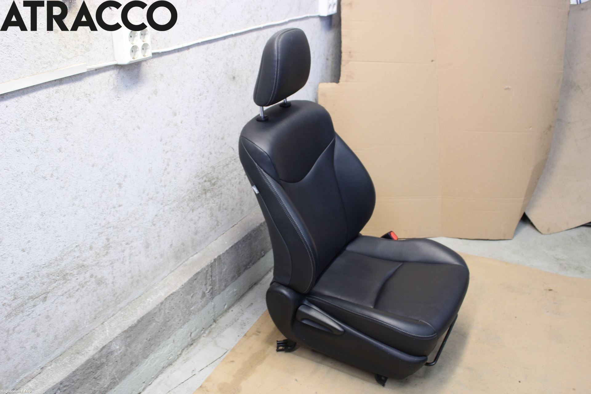 Toyota PRIUS+ ZVW40 12-20 Innr Sete Foran Høyre