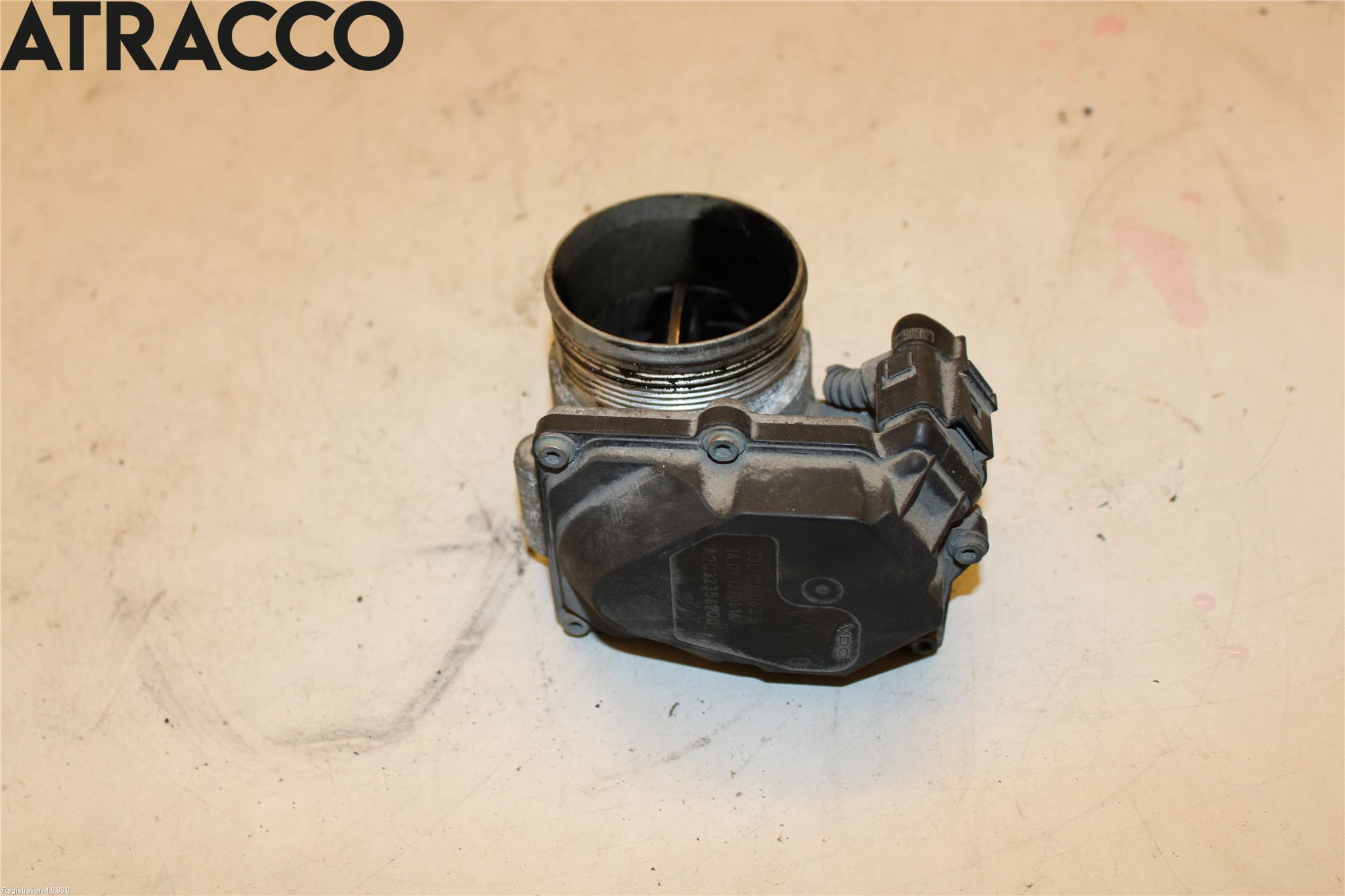 Volkswagen VW CADDY 11-15 Inns Spjeldhus