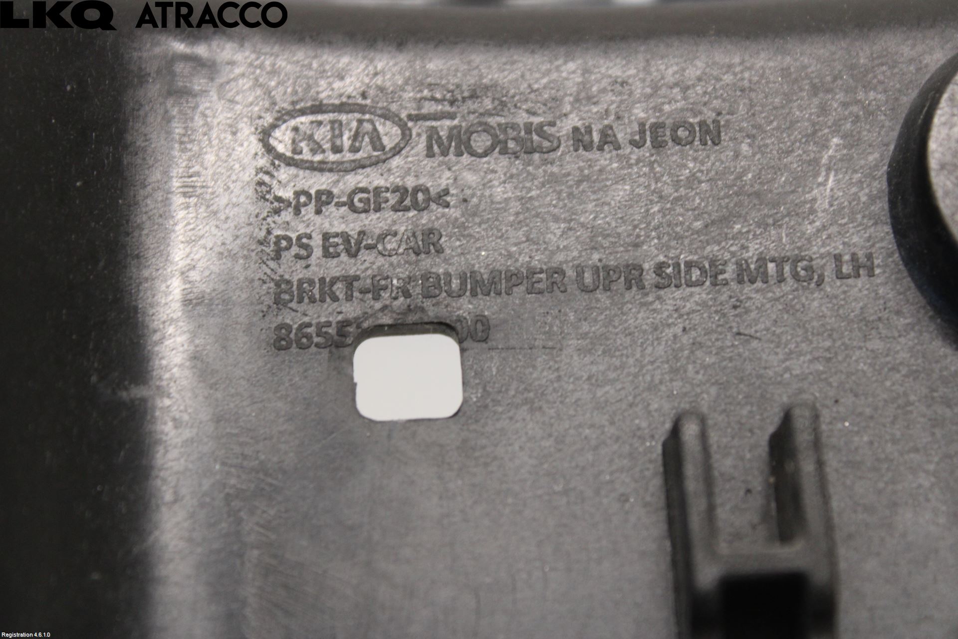 Kia SOUL 09- Støtfanger Foran Feste