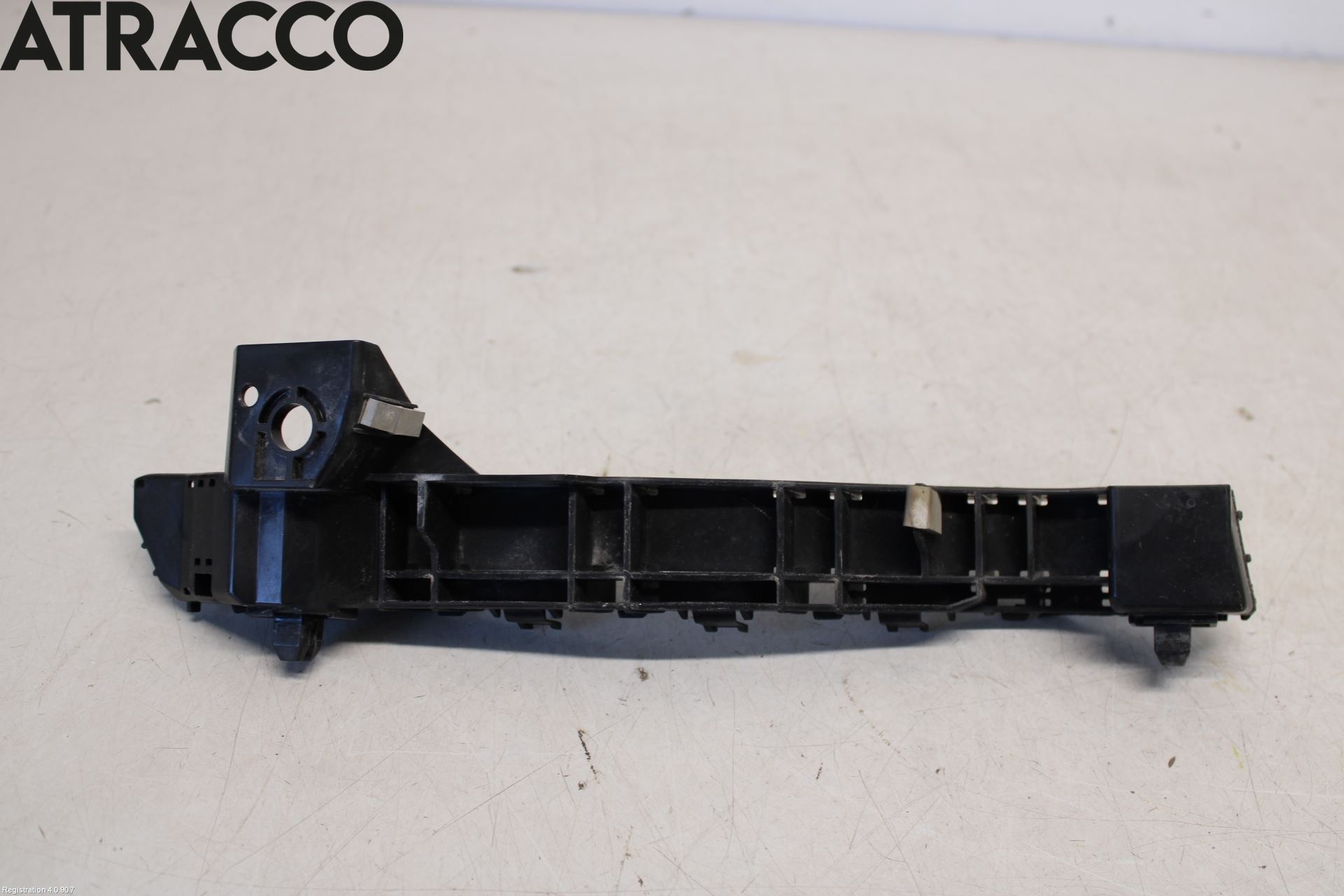 Subaru FORESTER SH  08-13 Støtfanger Foran Feste