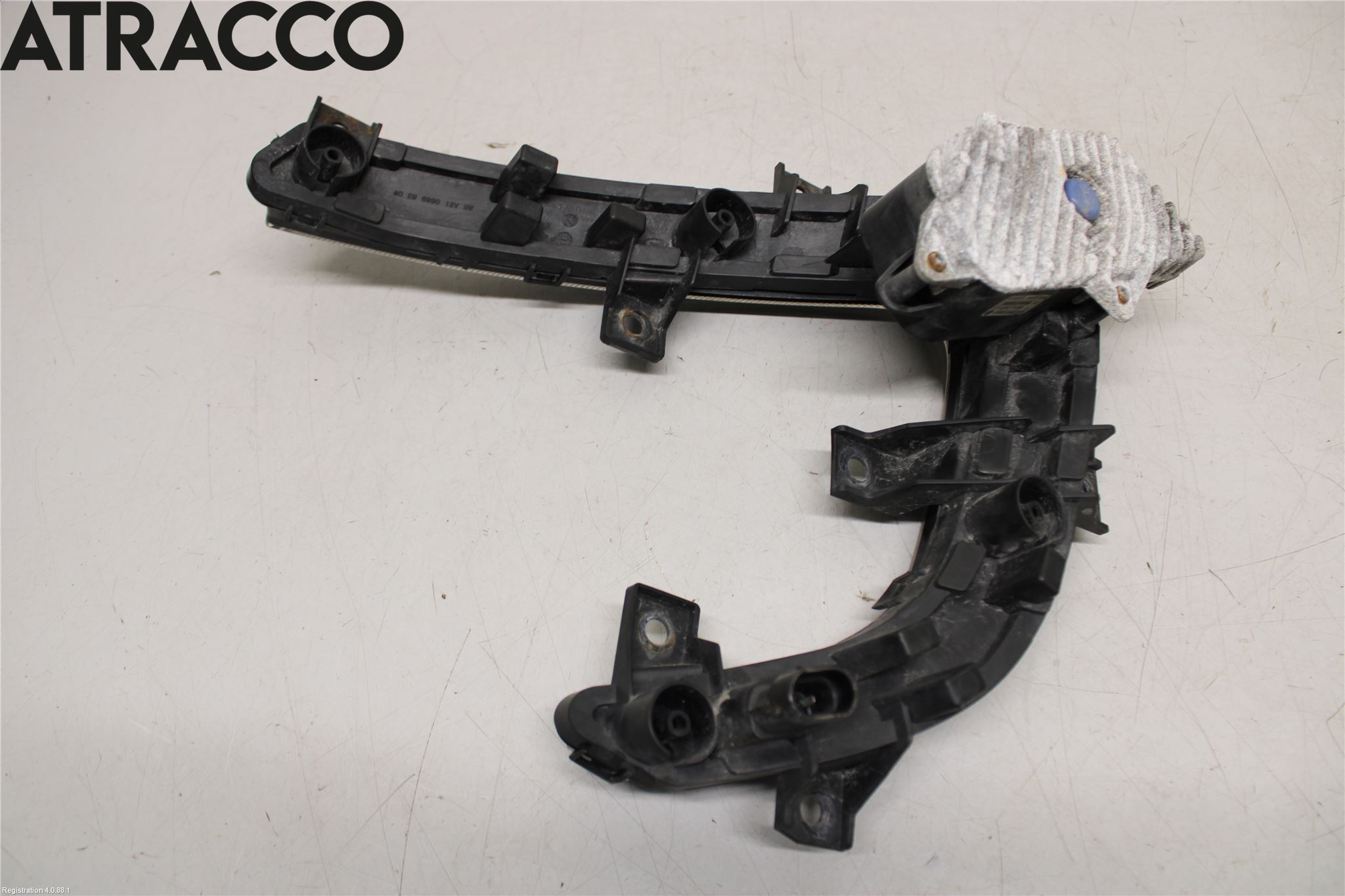 Volkswagen VW UP! / E-UP! Frontlykt-Kurve-Tåkelys