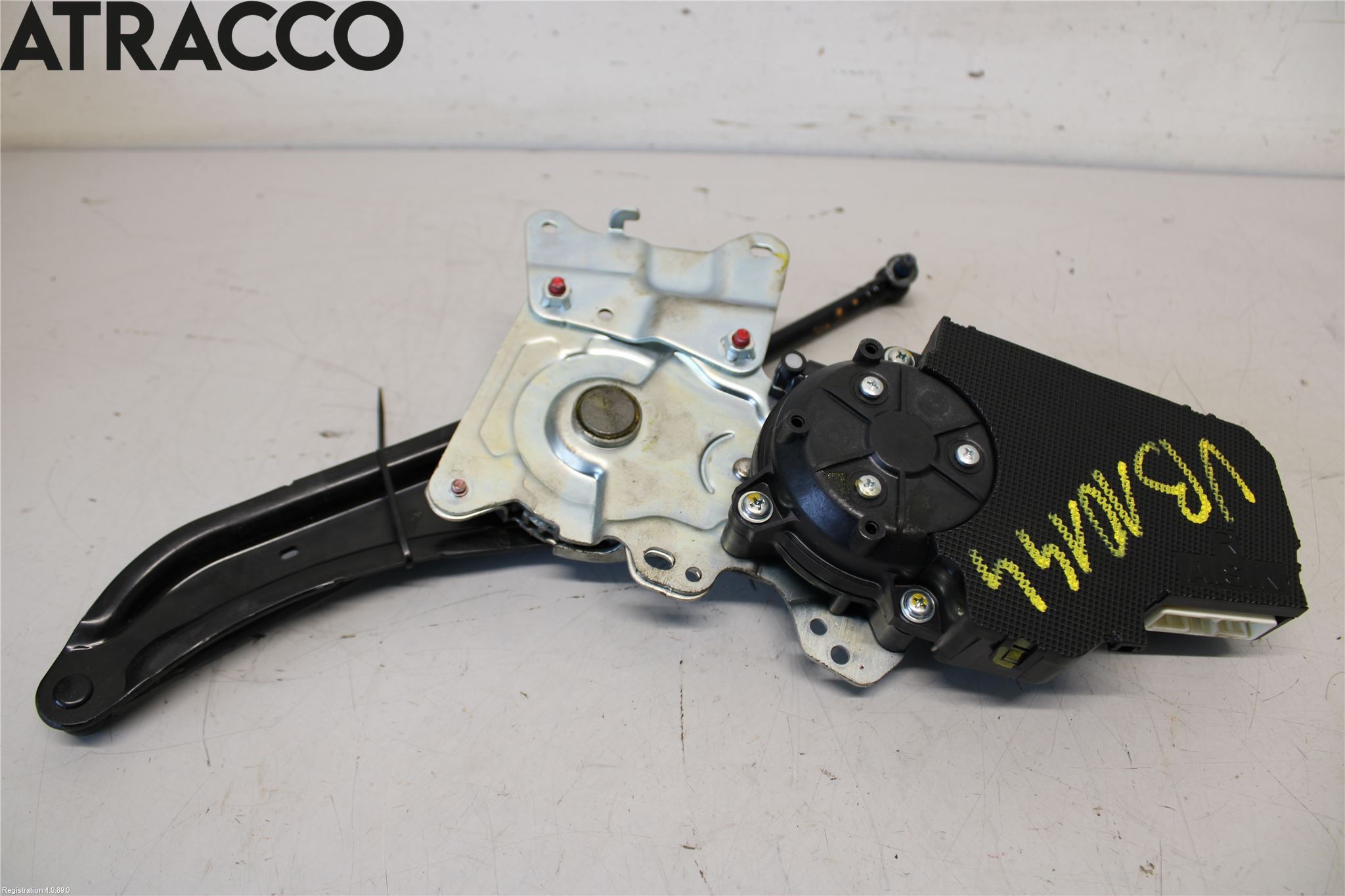 Mitsubishi OUTLANDER 13-21 Baklukeåpner Automatisk