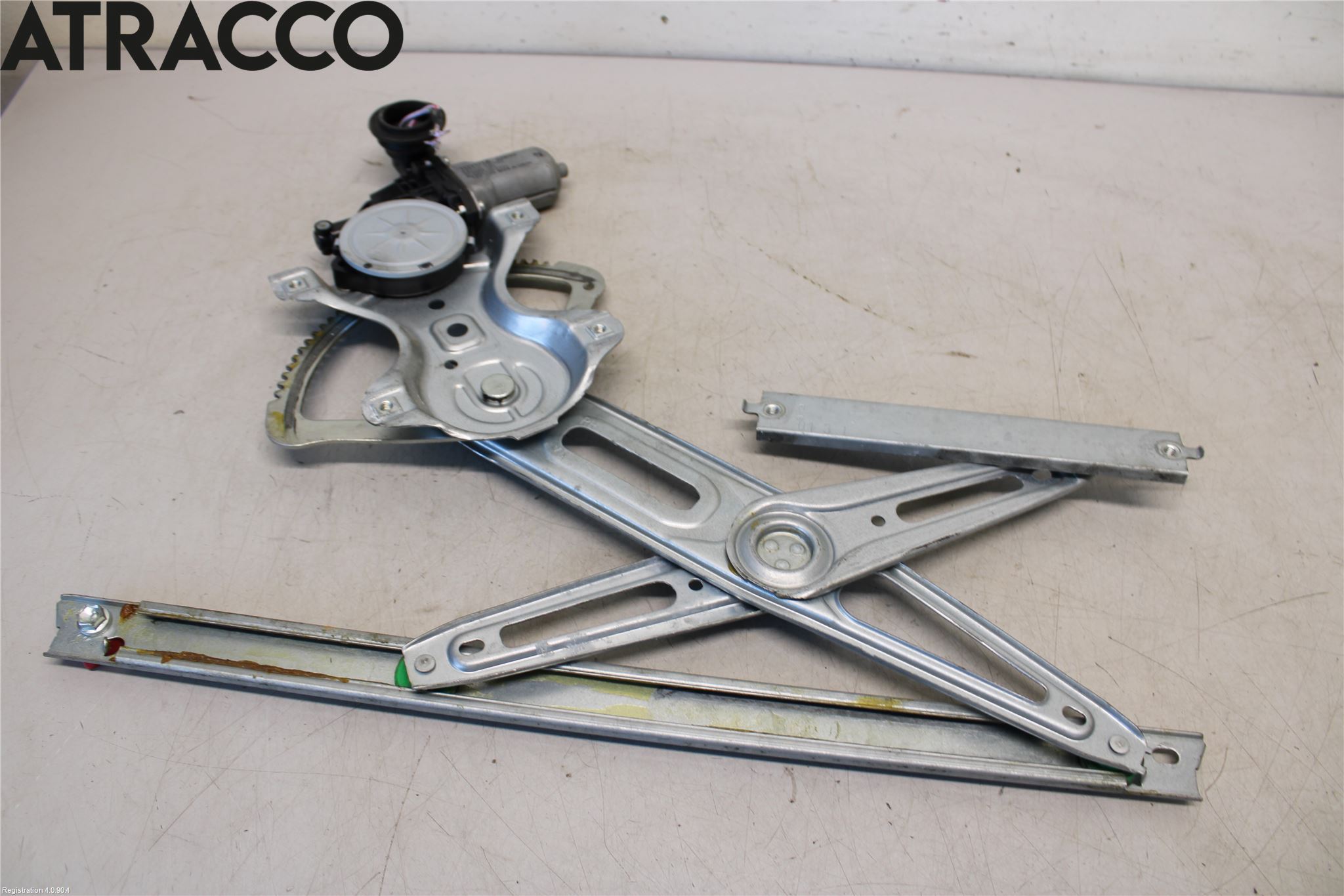 Toyota YARIS XP130 12-14 Vindusheis El Komp