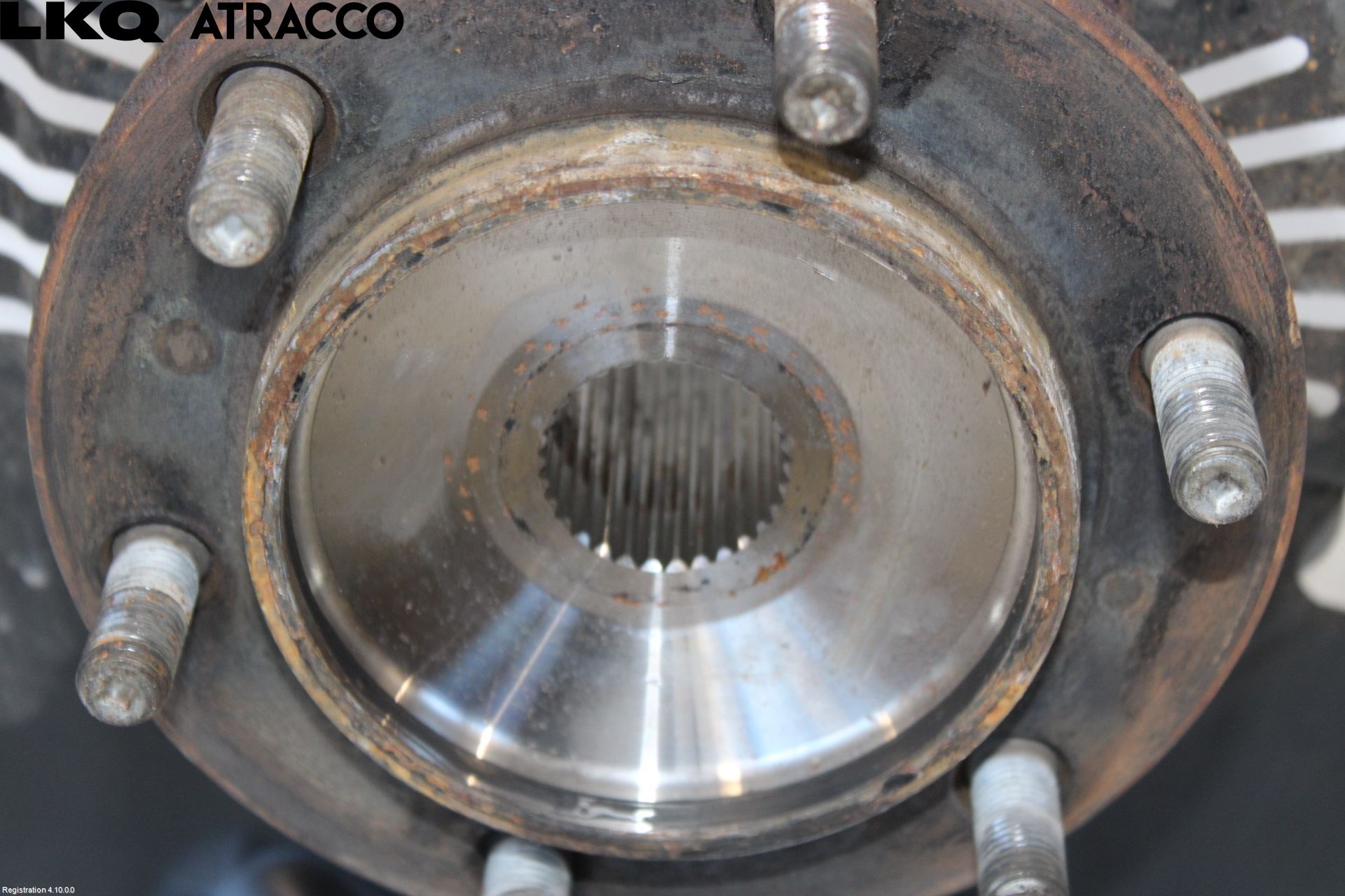 Toyota LANDCRUISER J150 10-23 Spindel Vf