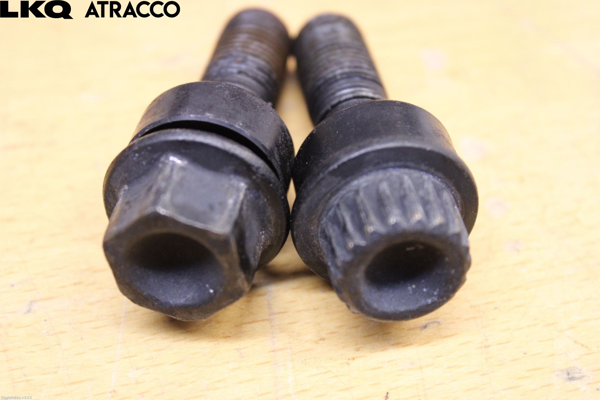 Porsche TAYCAN 20- Hjulmutter - Bolt - Sett