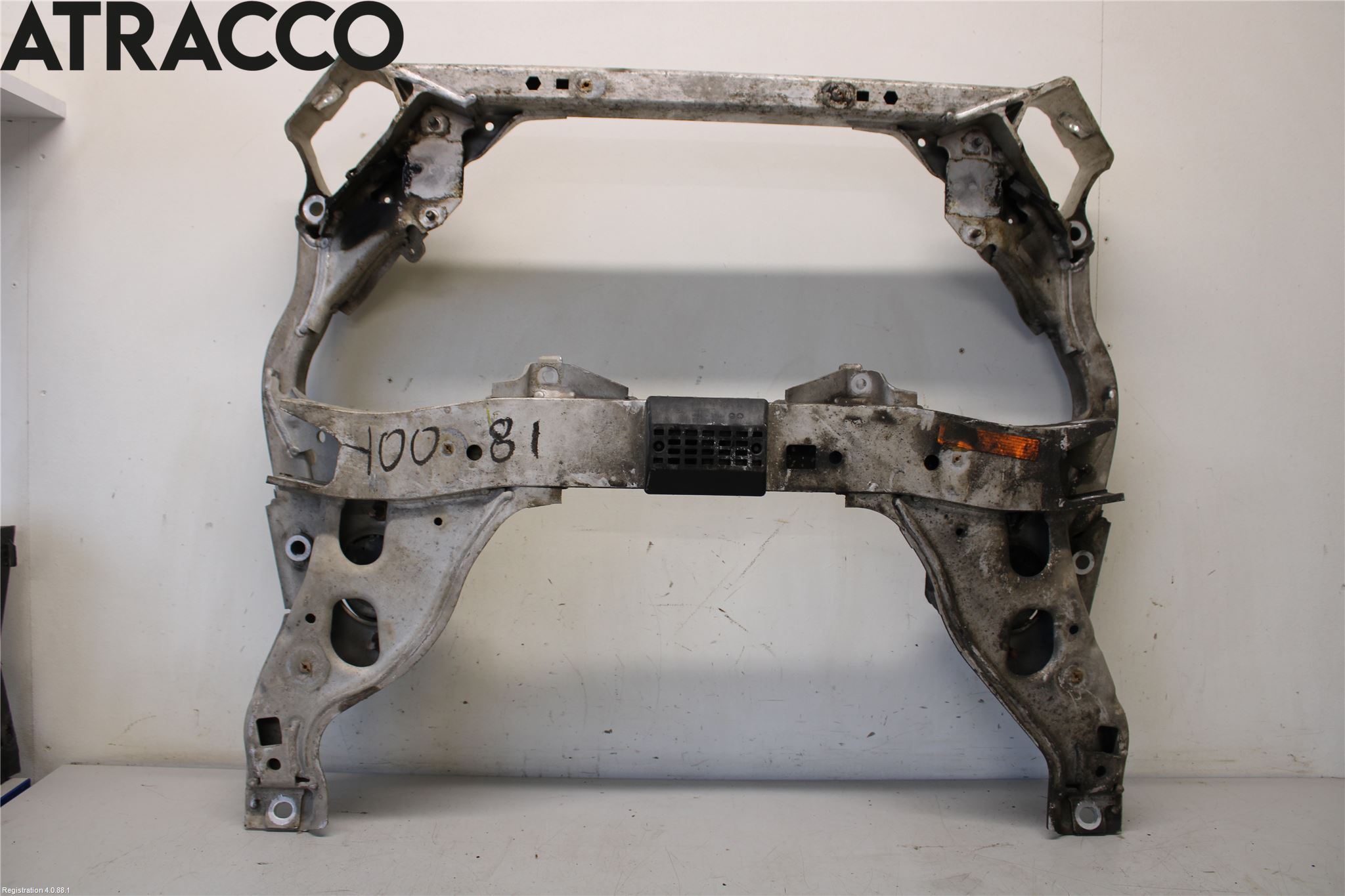 BMW 1 E87/81 5D/3D 03-11 Forstillingsbjelke(Tvergående)