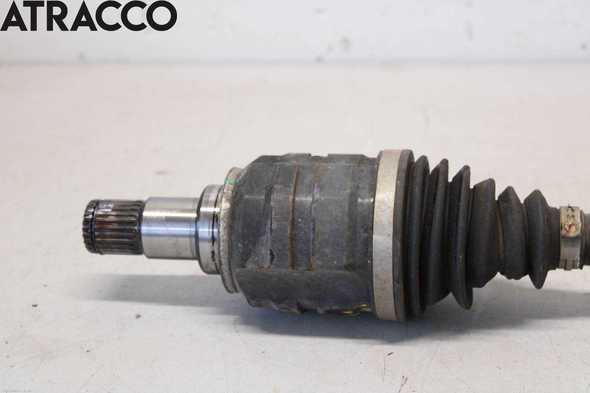 Toyota C-HR 16-23 Drivaksel Foran Kompl Venstre