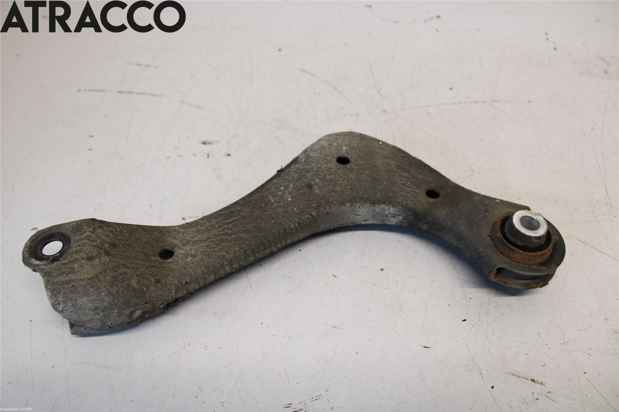 Toyota RAV4 19- Bærearm Bak Venstre Øvre