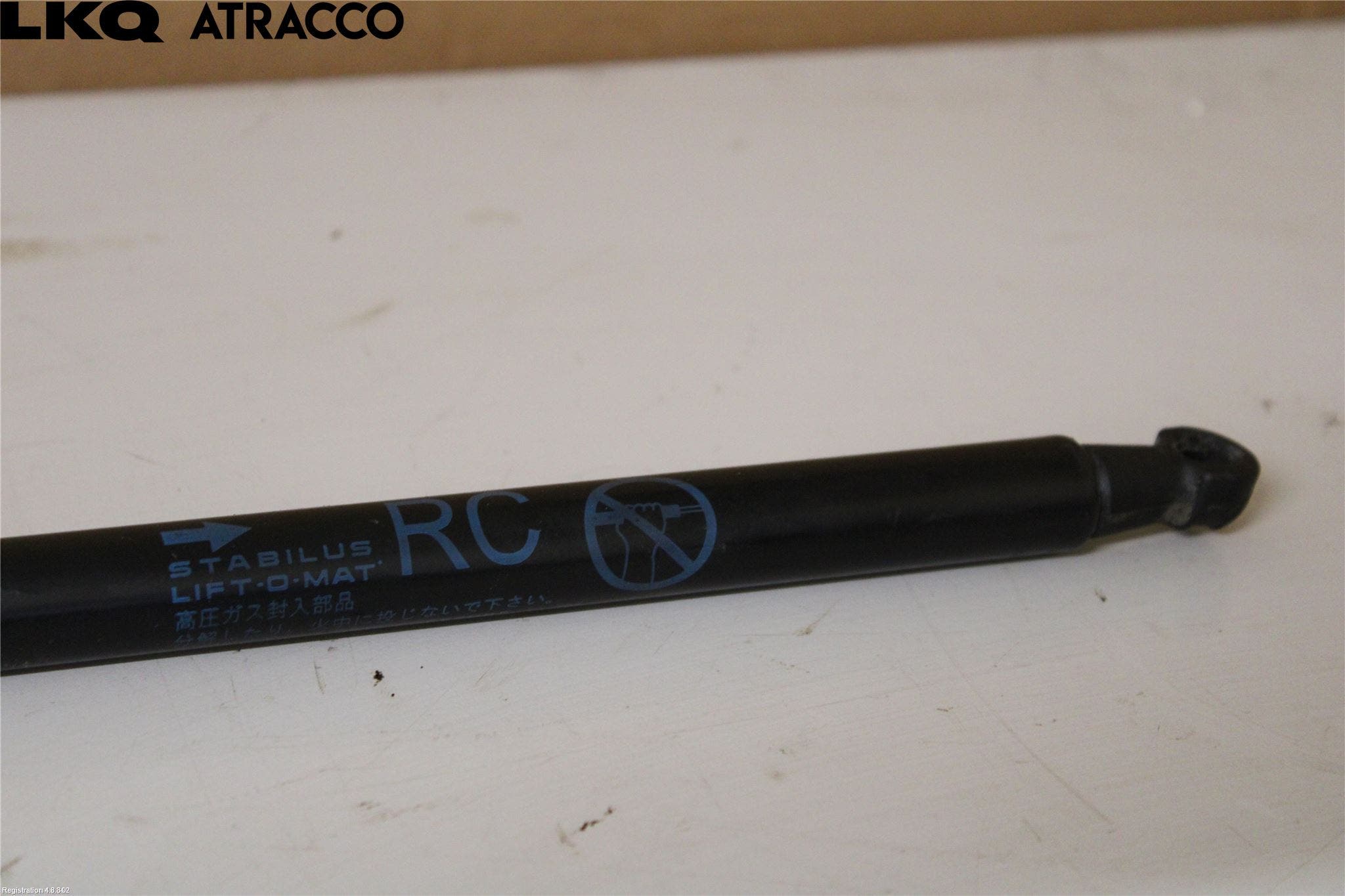 Toyota AURIS 13-19 Bakluke Demper-Gassfjær