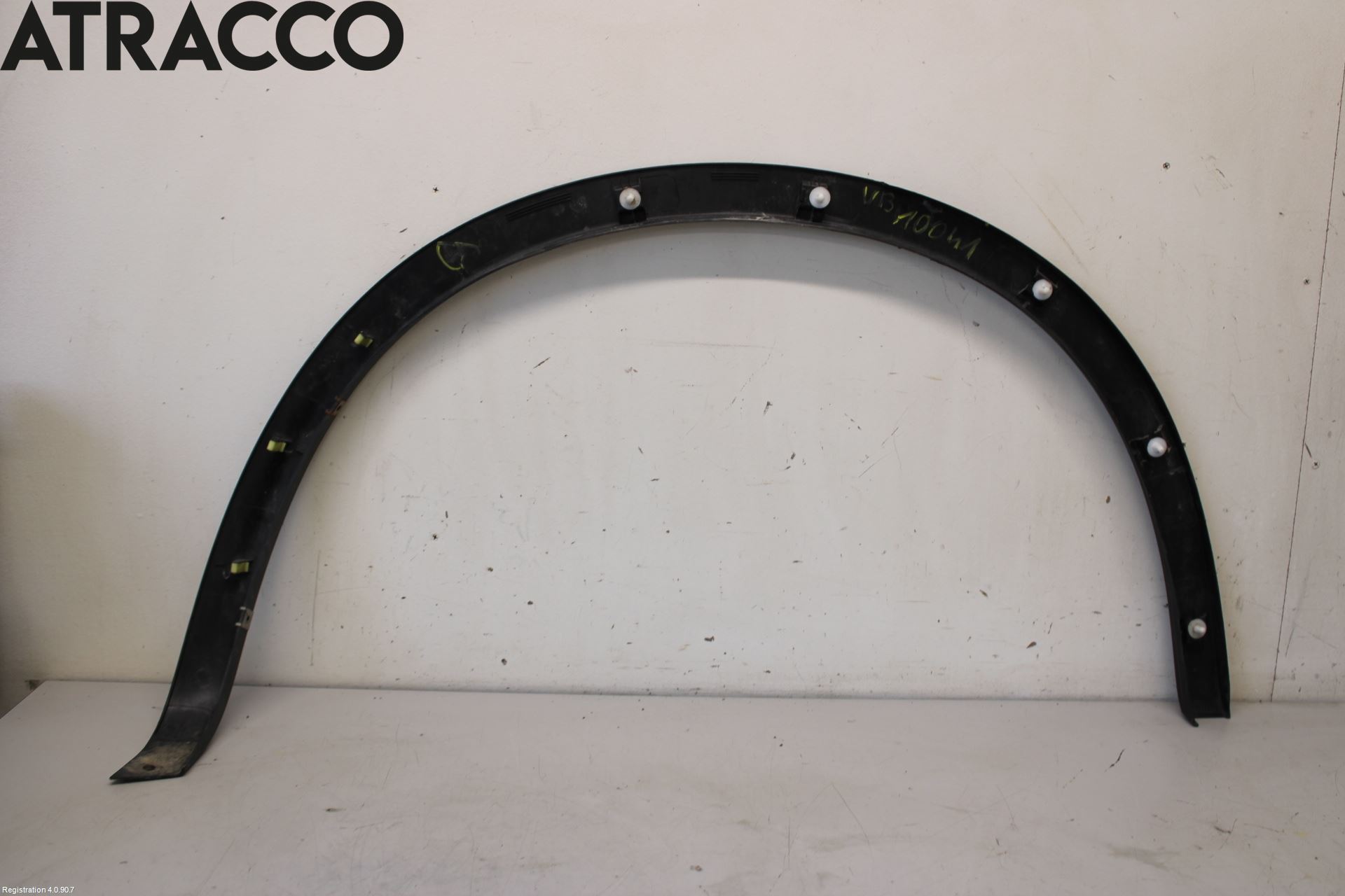 Nissan QASHQAI+2  10-14 Hjulbuelist