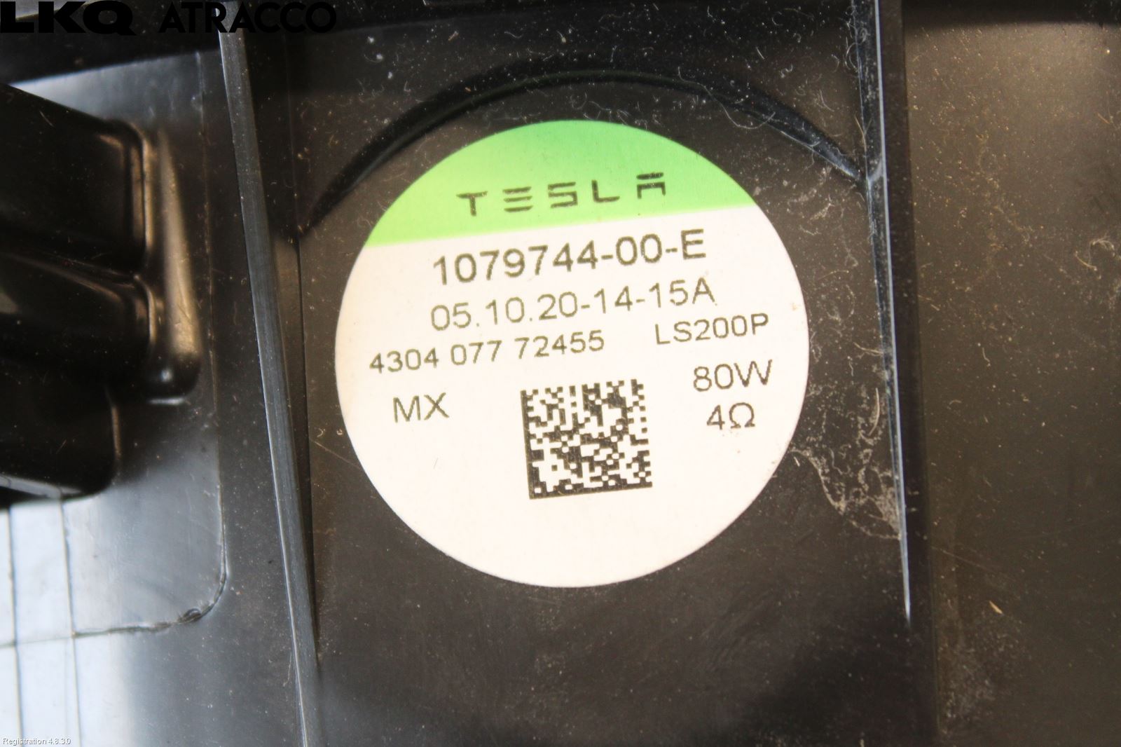 Tesla MODEL 3 17- Innr Høyttaler